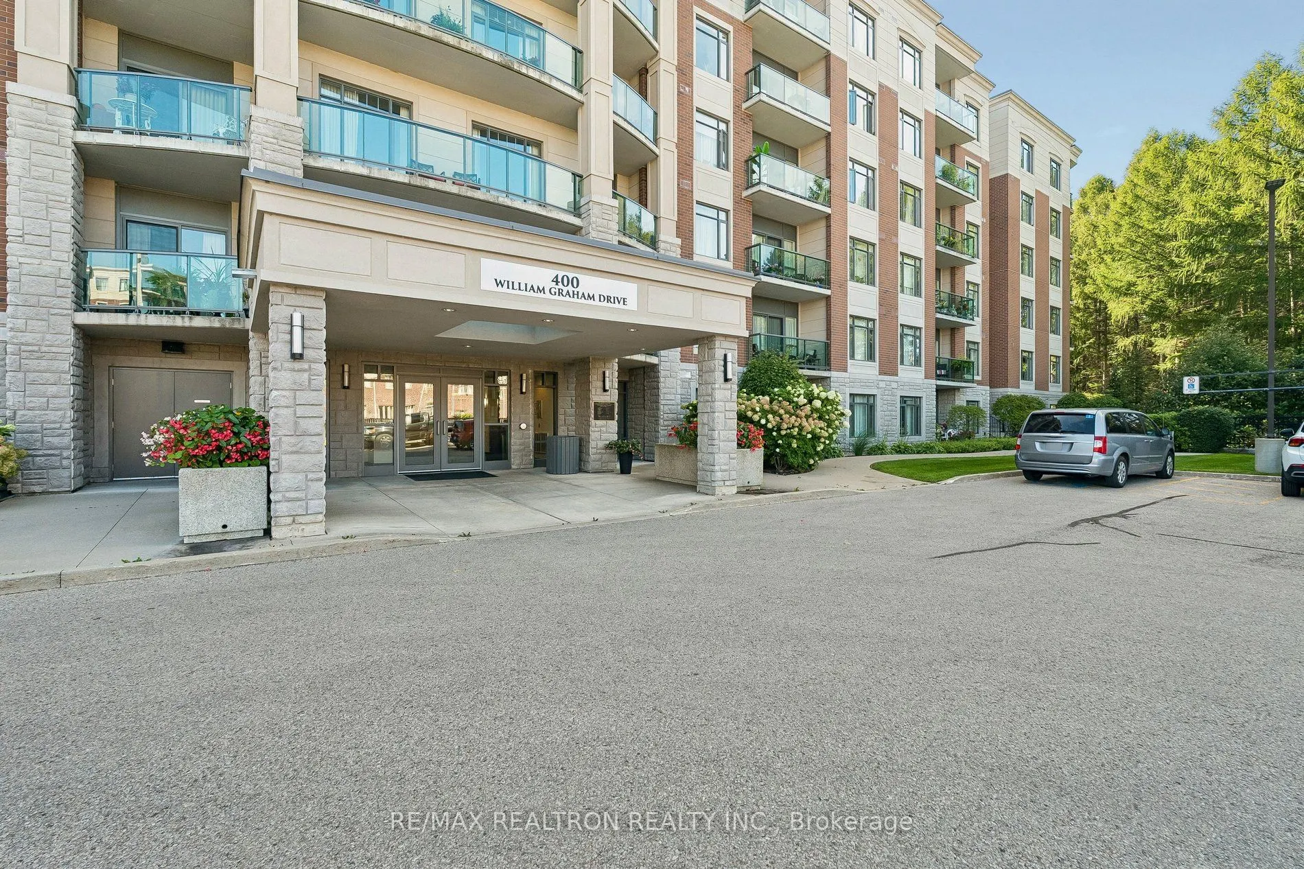 400 William Graham Drive #208