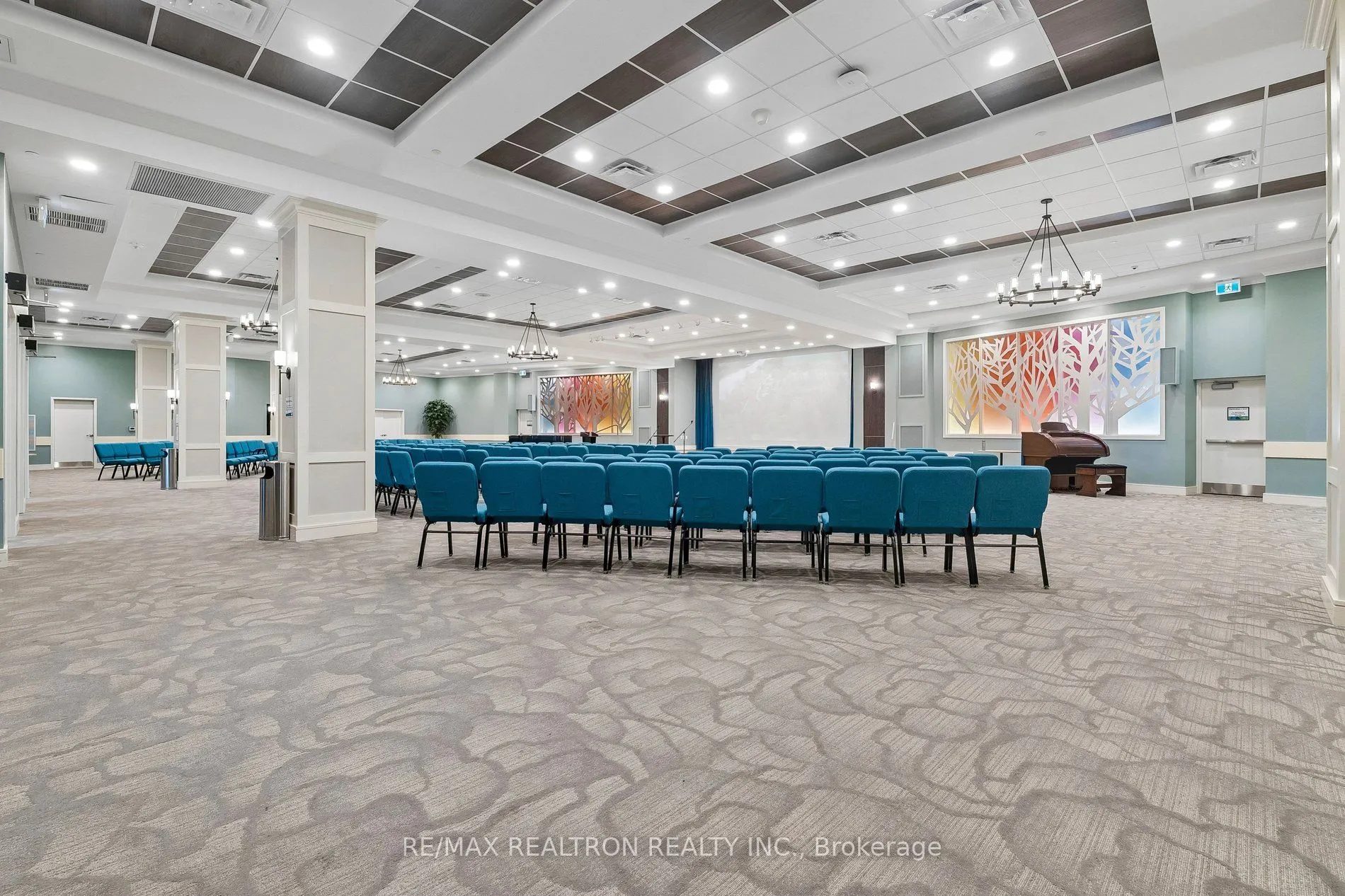 400 William Graham Drive #208