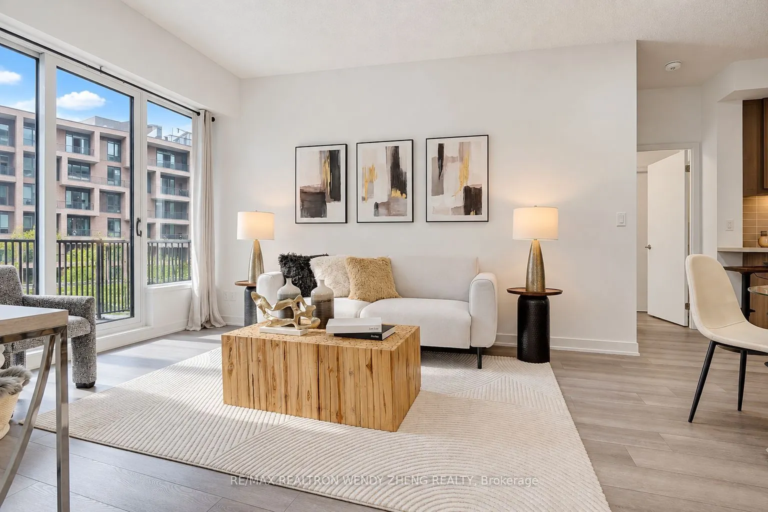 38 Simcoe Promenade N #C503