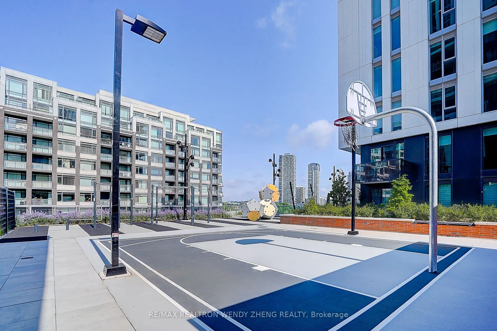 38 Simcoe Promenade N #C503