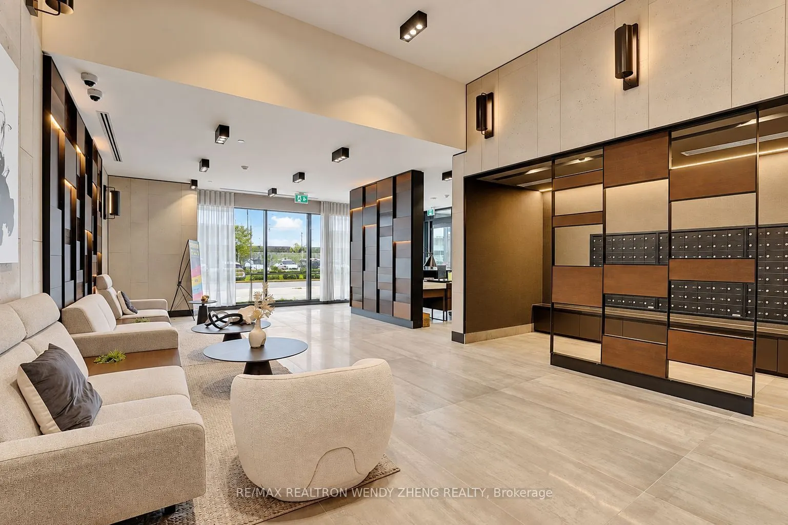 38 Simcoe Promenade N #C503