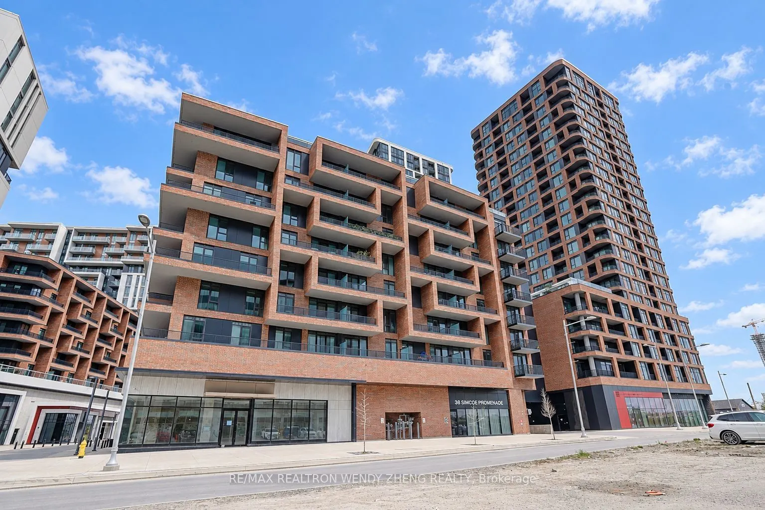38 Simcoe Promenade N #C503
