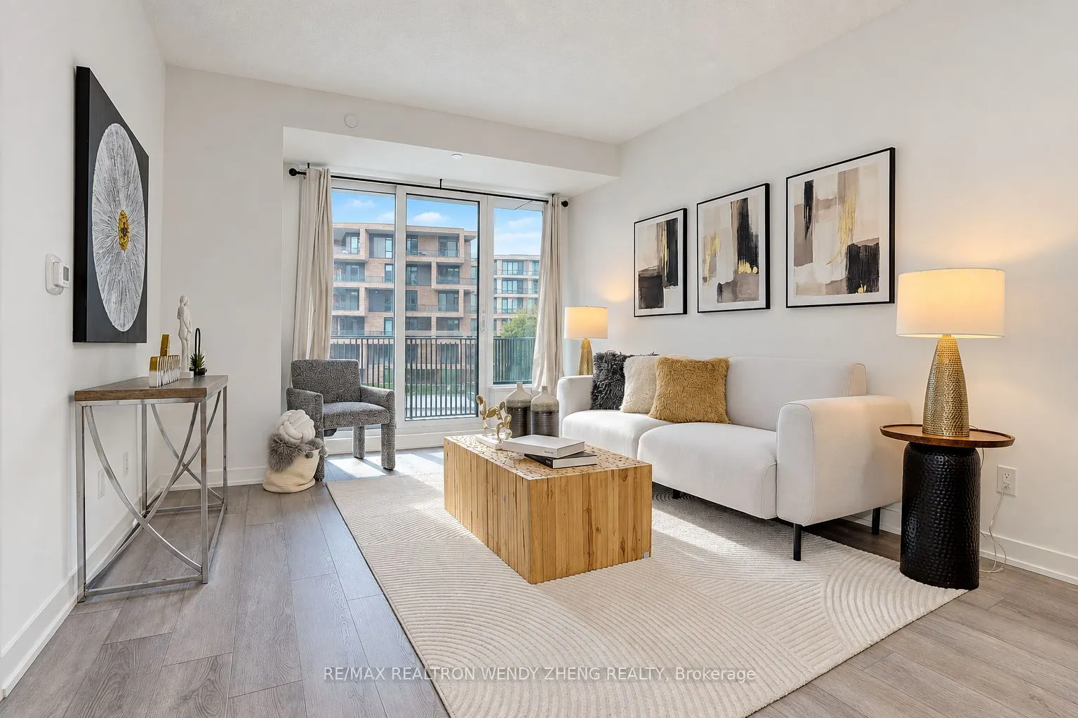 38 Simcoe Promenade N #C503