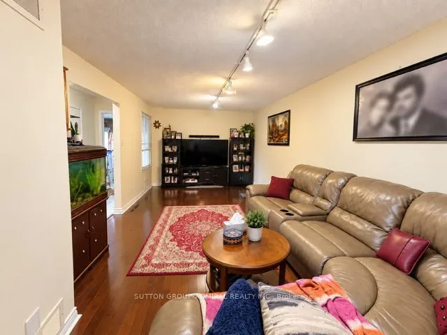 168 Mabley Crescent
