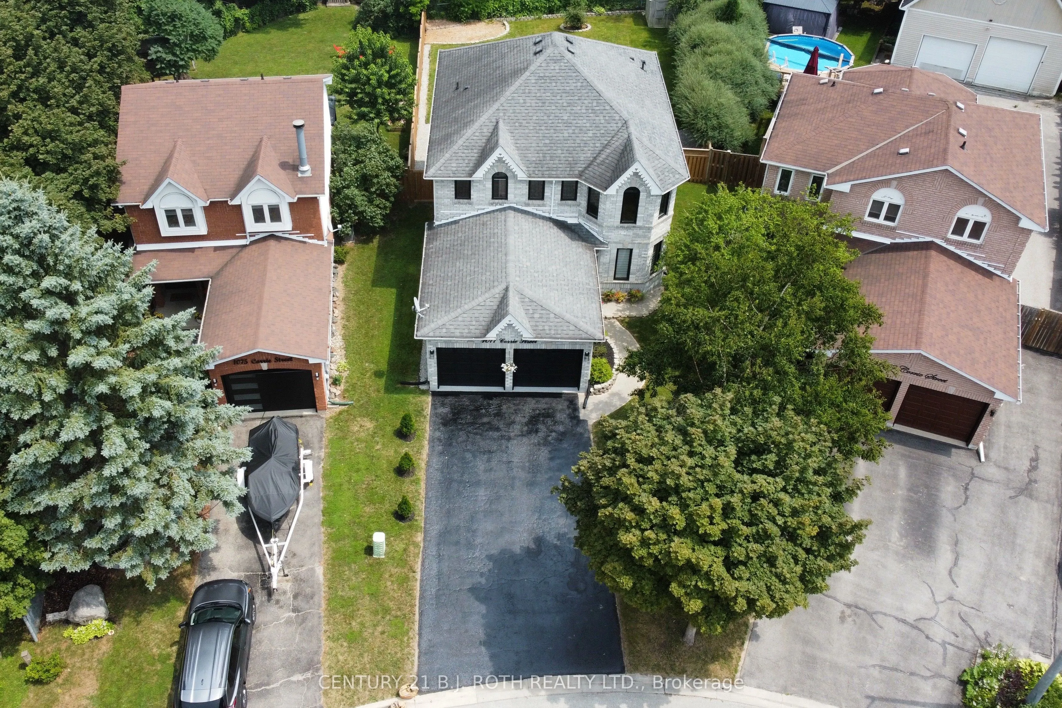 1077 CORRIE Street