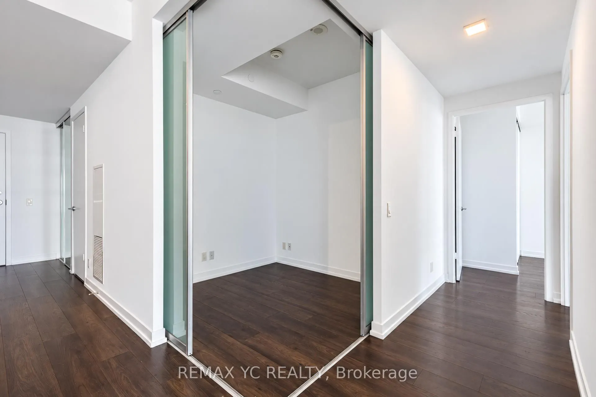 5 Buttermill Avenue #3501