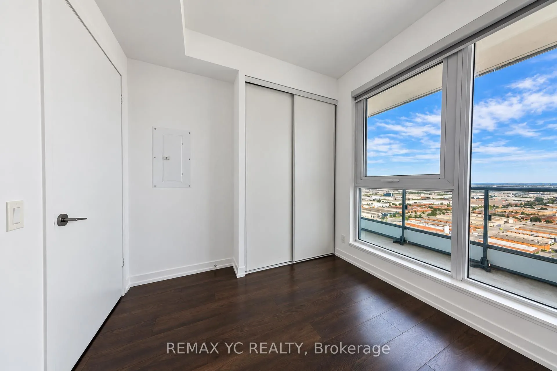 5 Buttermill Avenue #3501