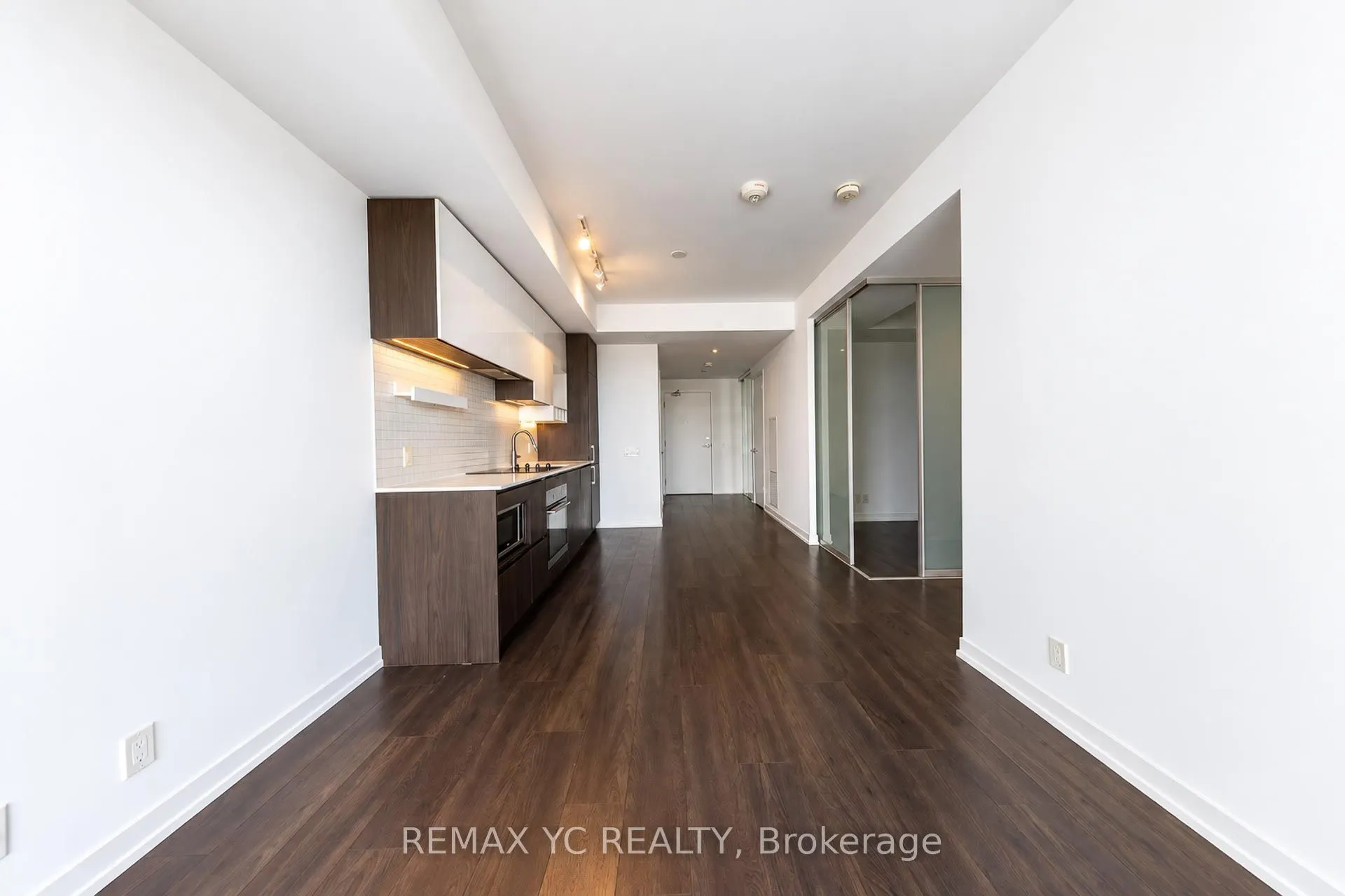 5 Buttermill Avenue #3501