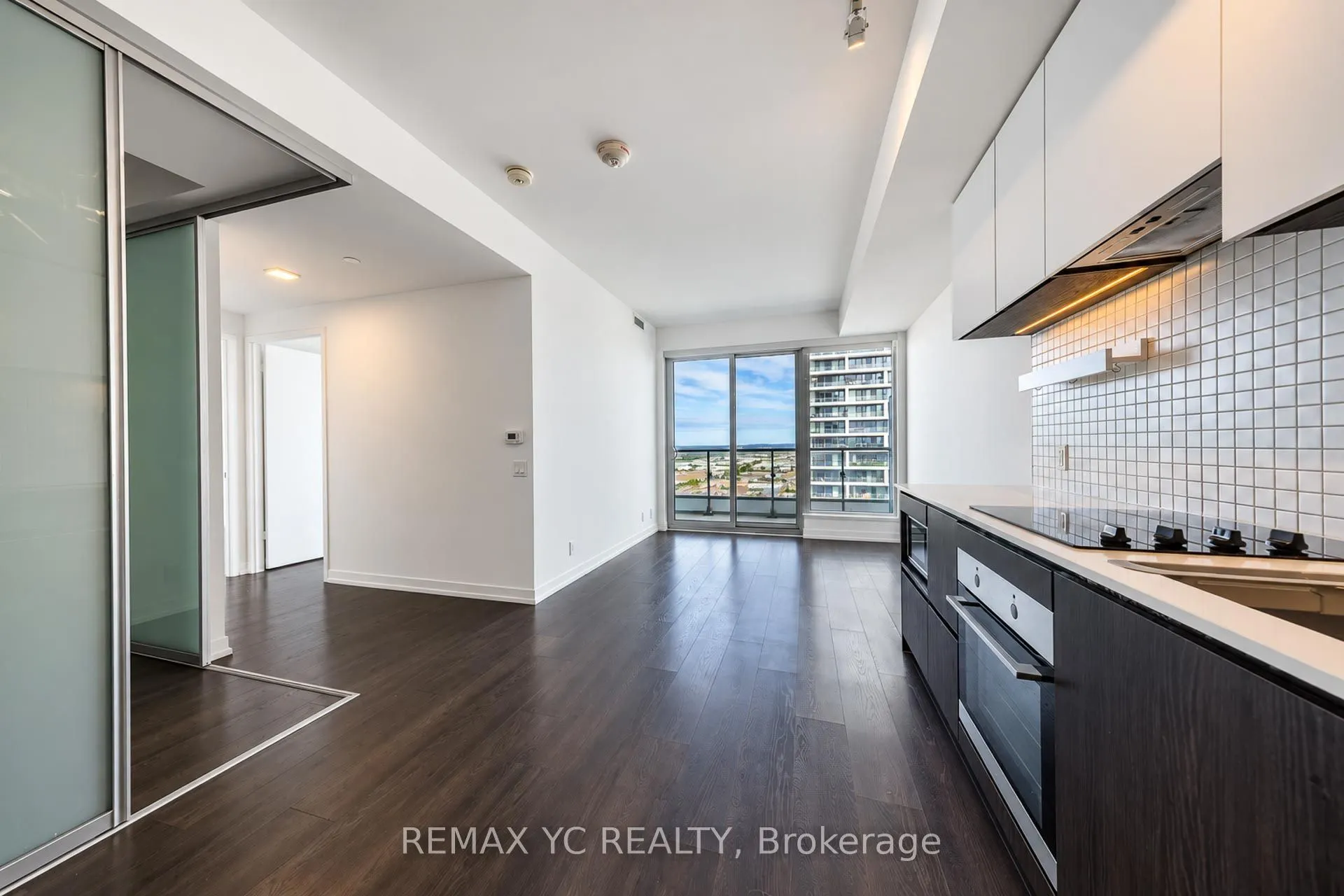 5 Buttermill Avenue #3501