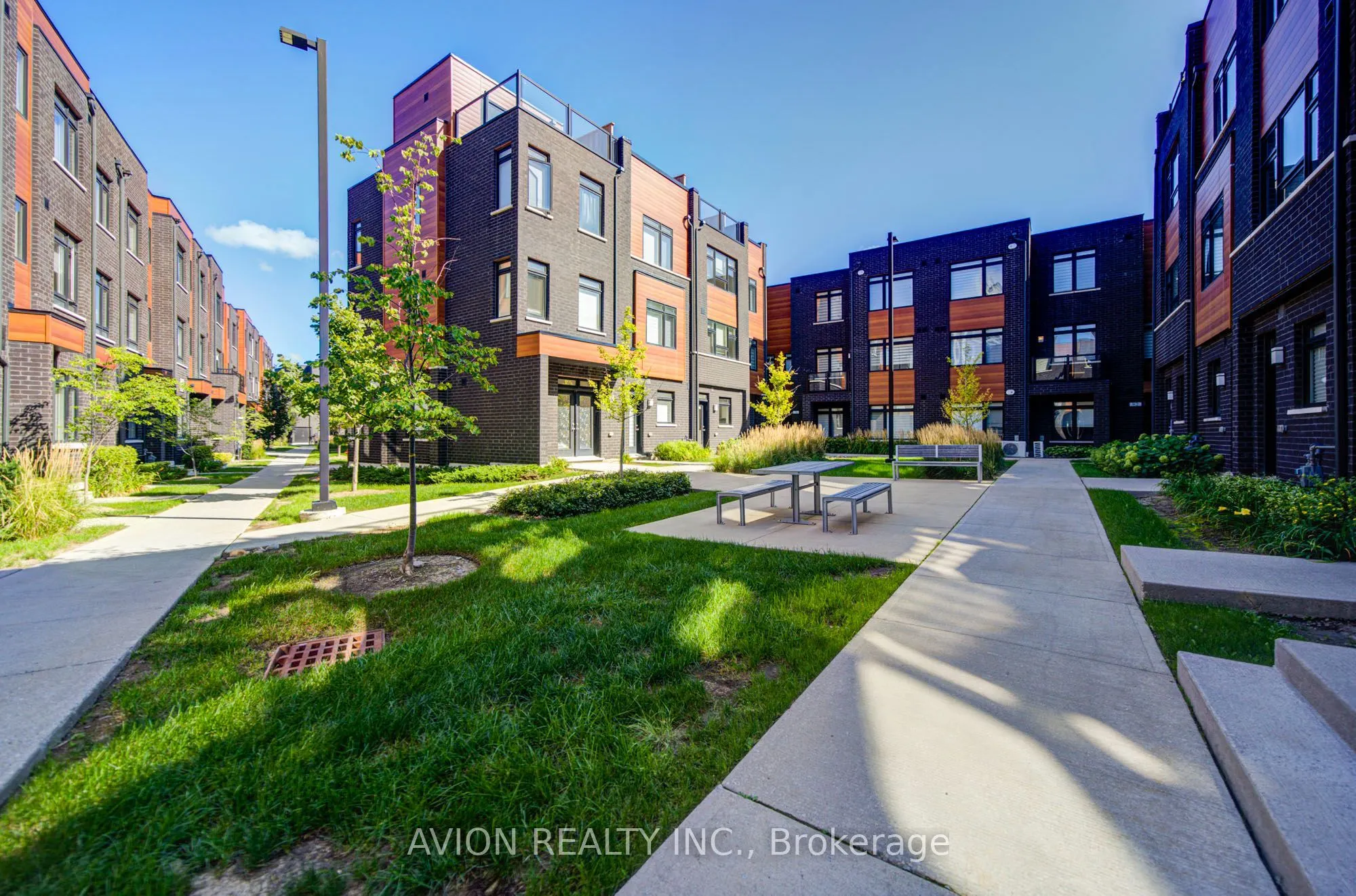 370 Red Maple Road #83