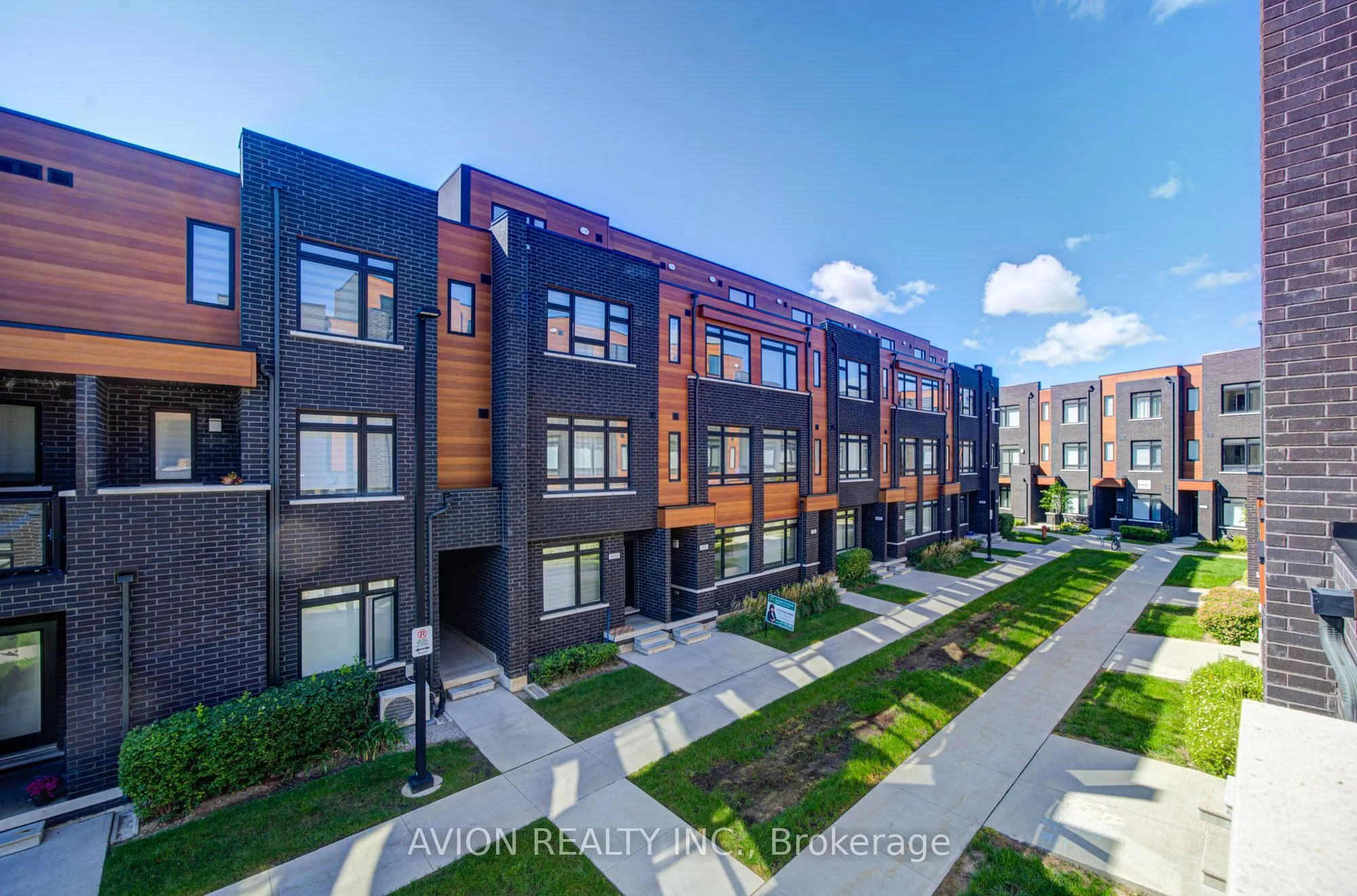 370 Red Maple Road #83
