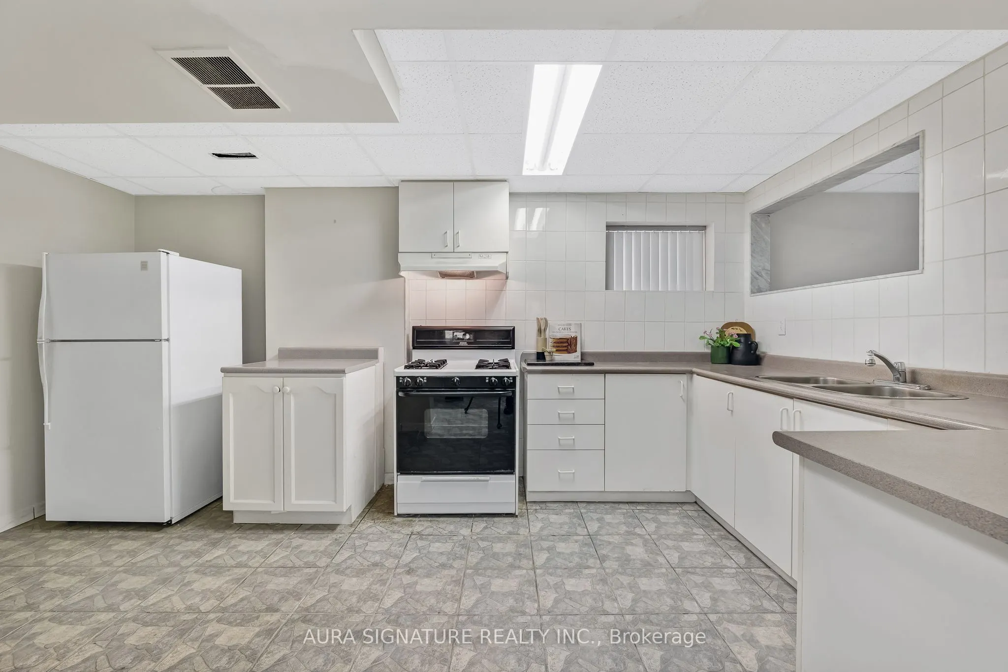 30 Graceview Court