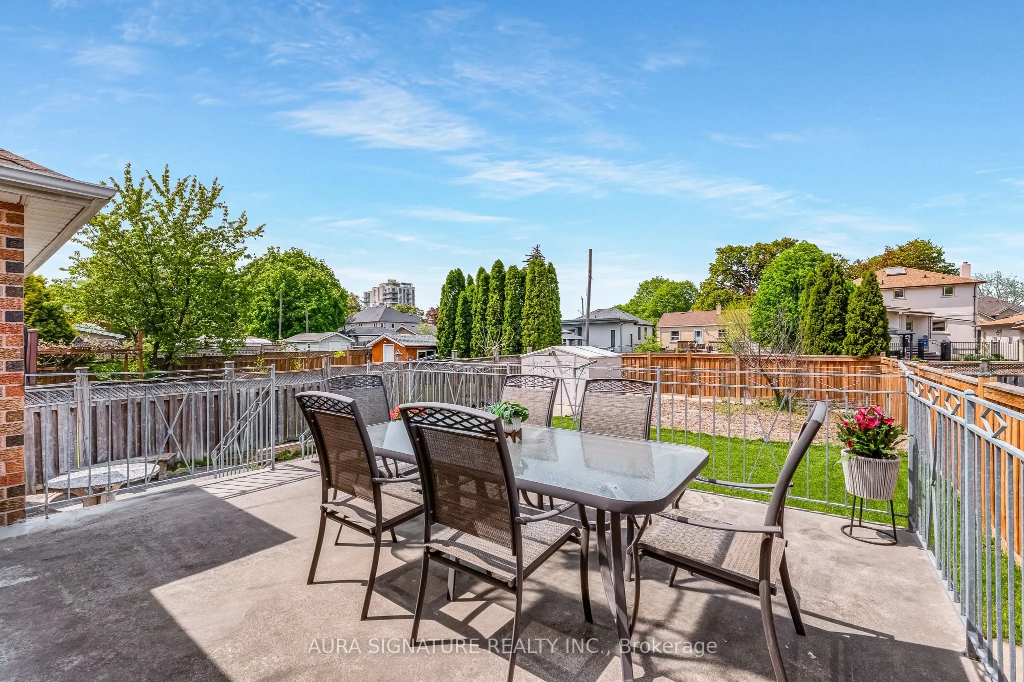 30 Graceview Court