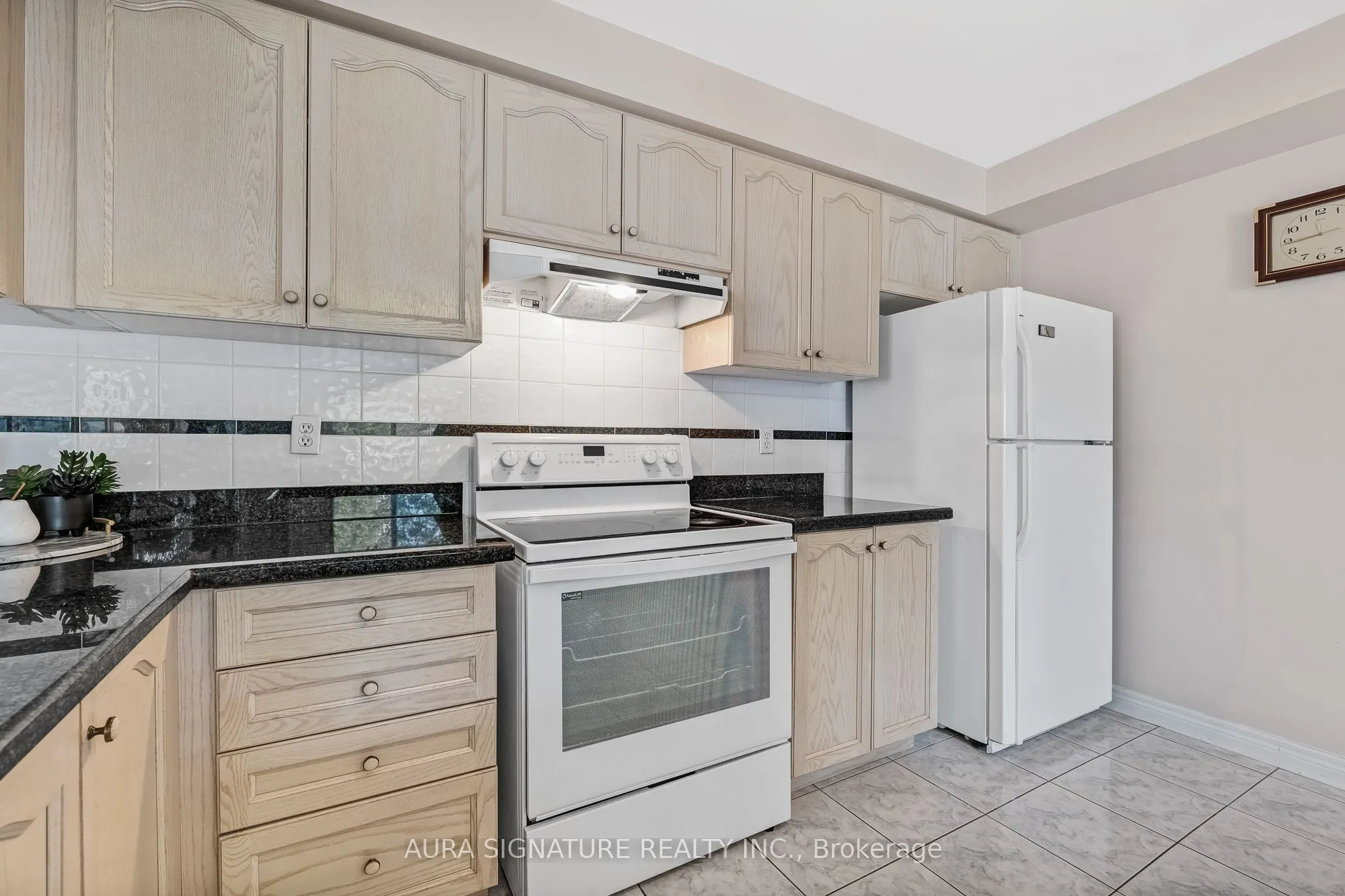 30 Graceview Court