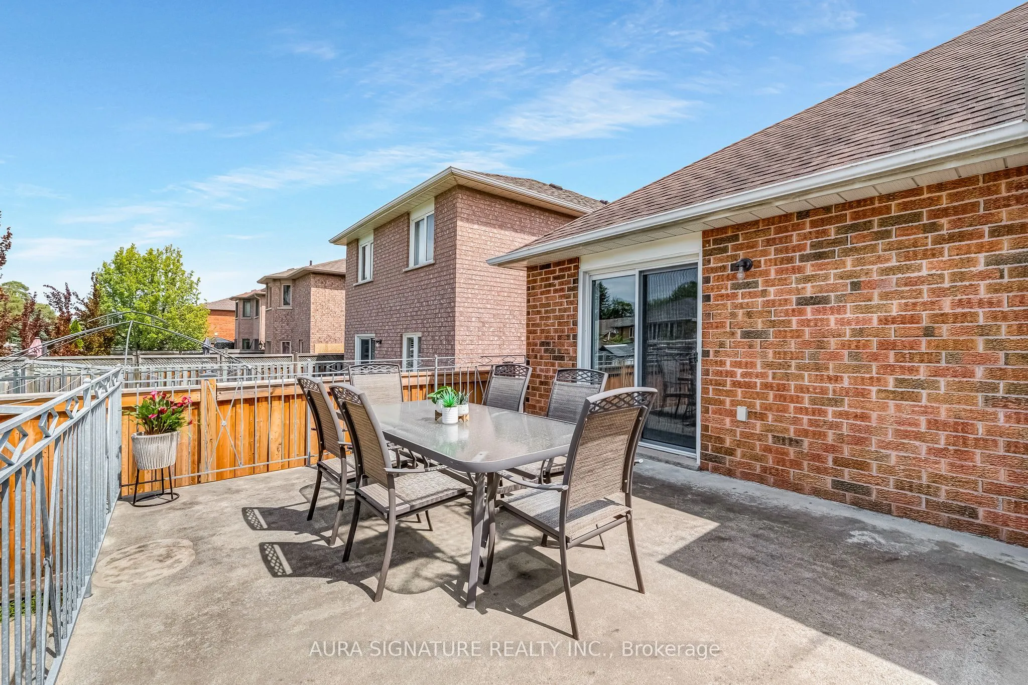 30 Graceview Court