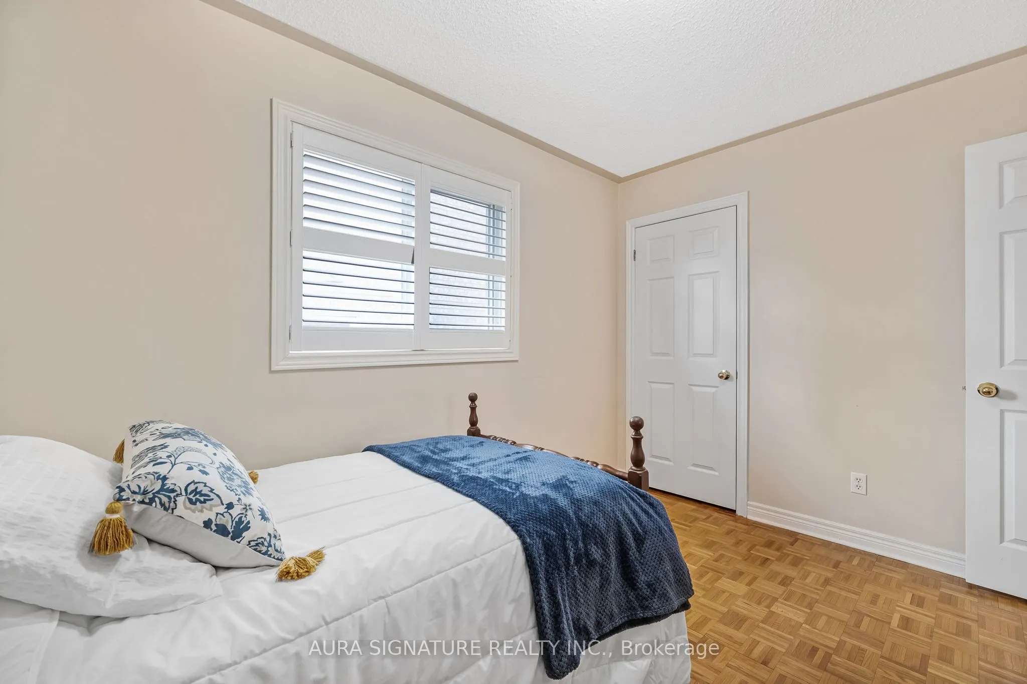 30 Graceview Court