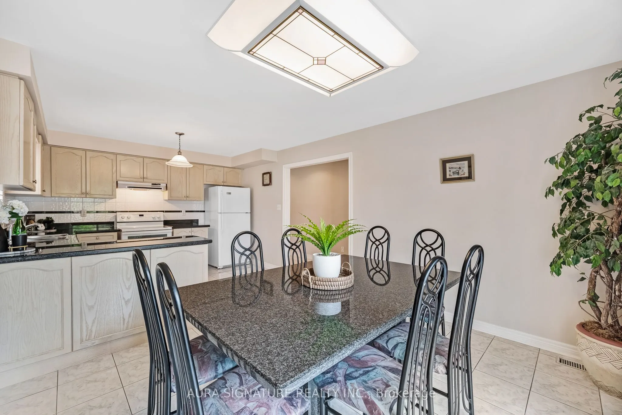 30 Graceview Court
