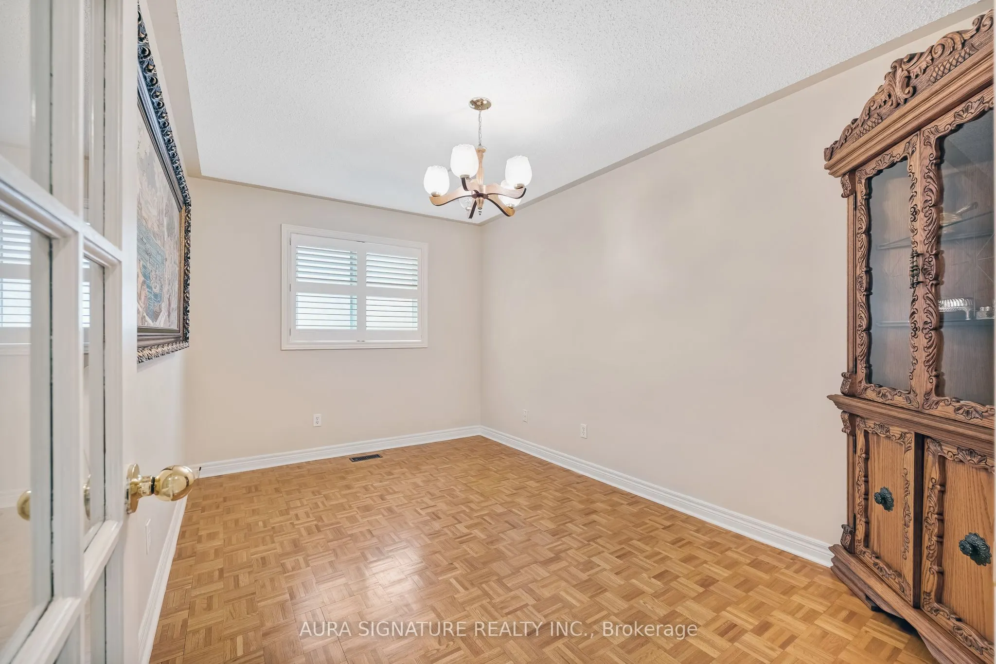 30 Graceview Court