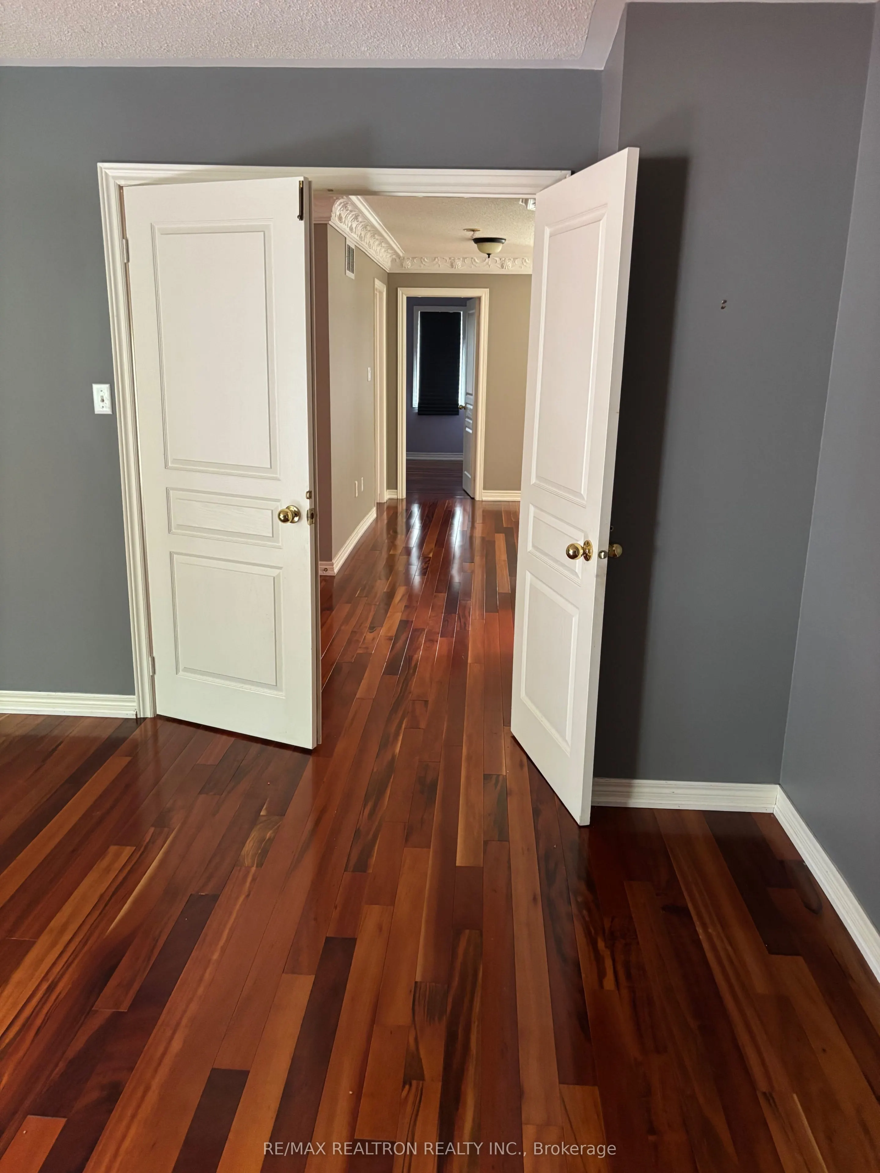 298 Thornhill Woods Drive