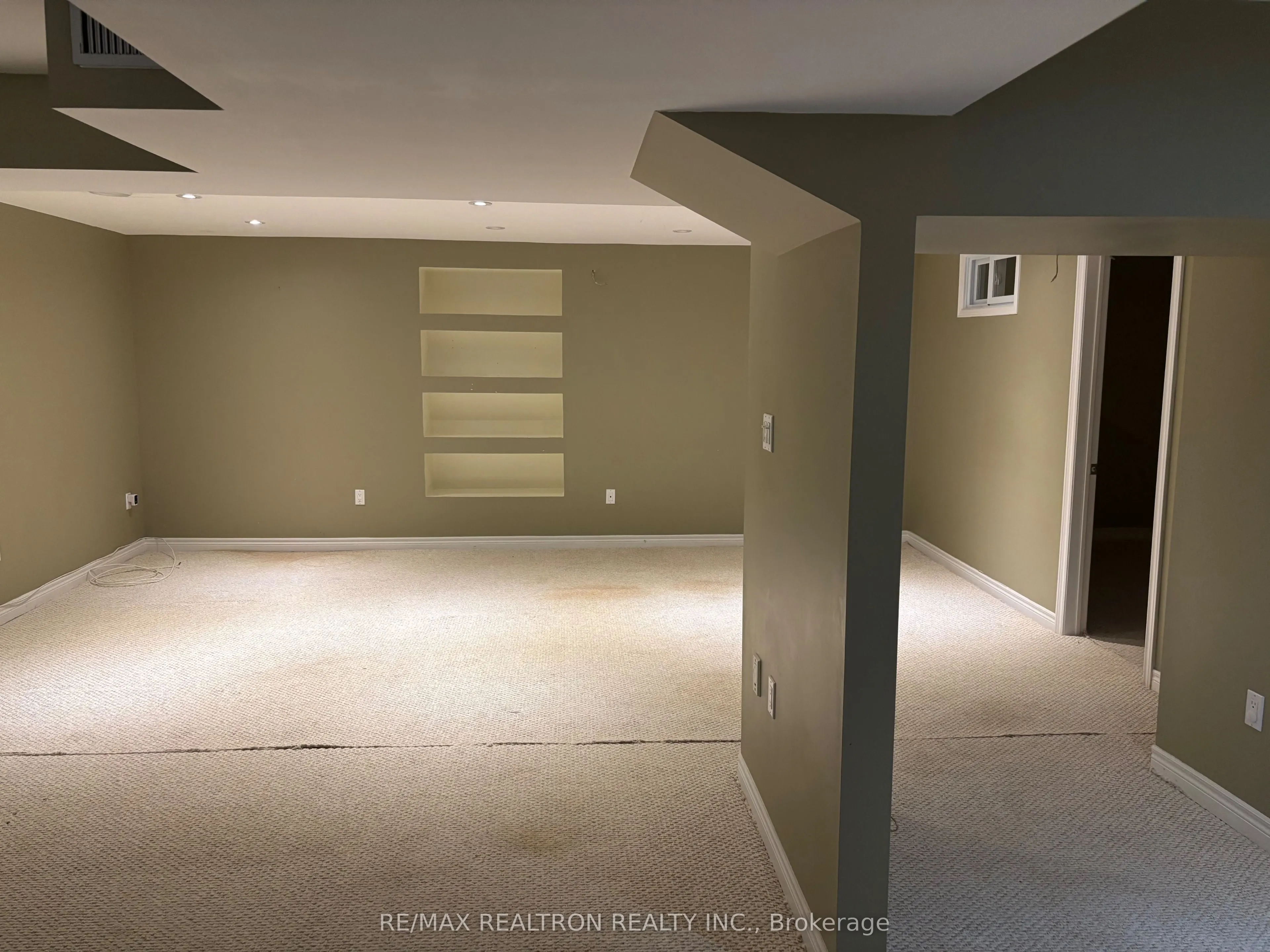 298 Thornhill Woods Drive