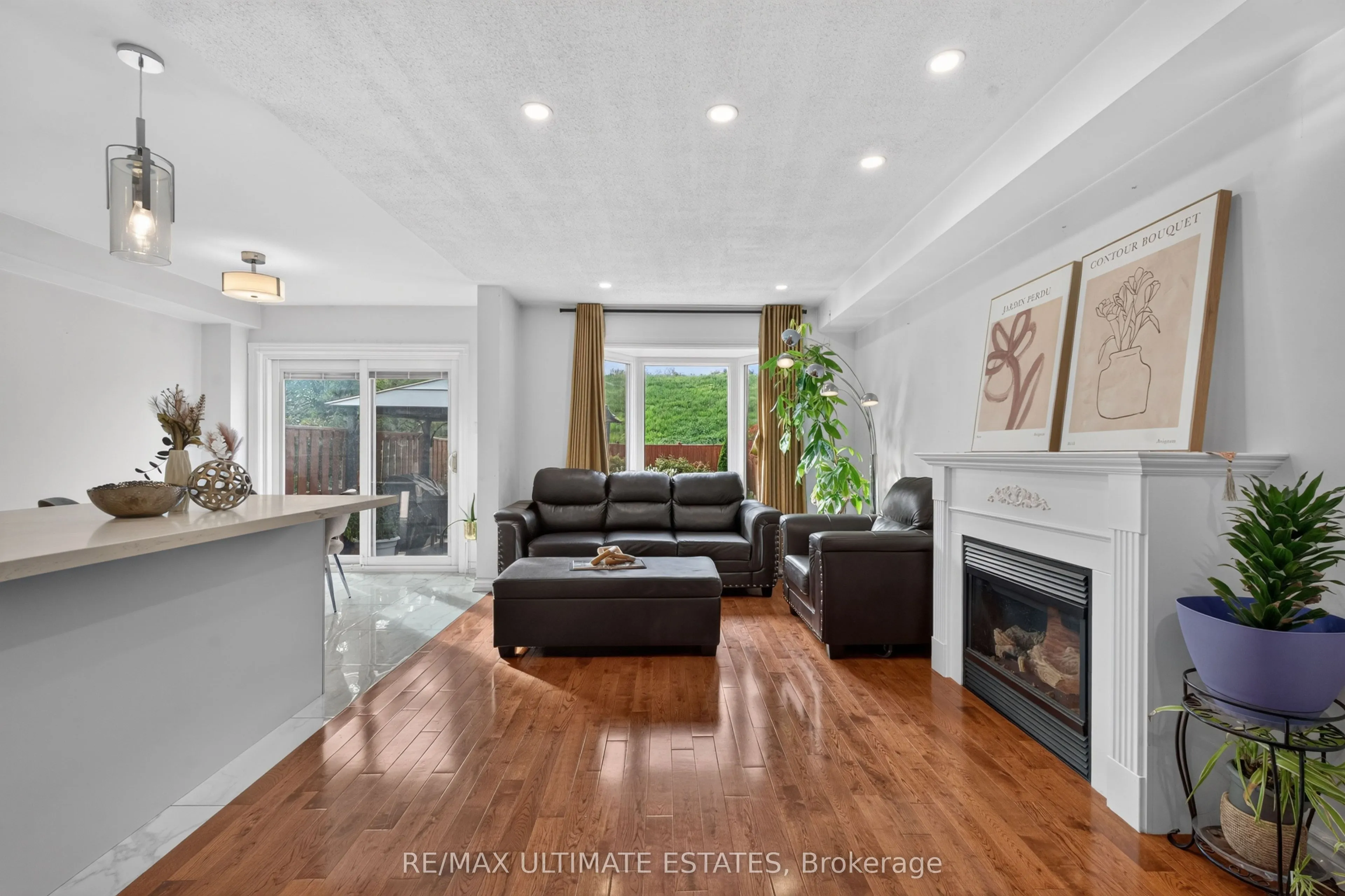 587 Caboto Trail