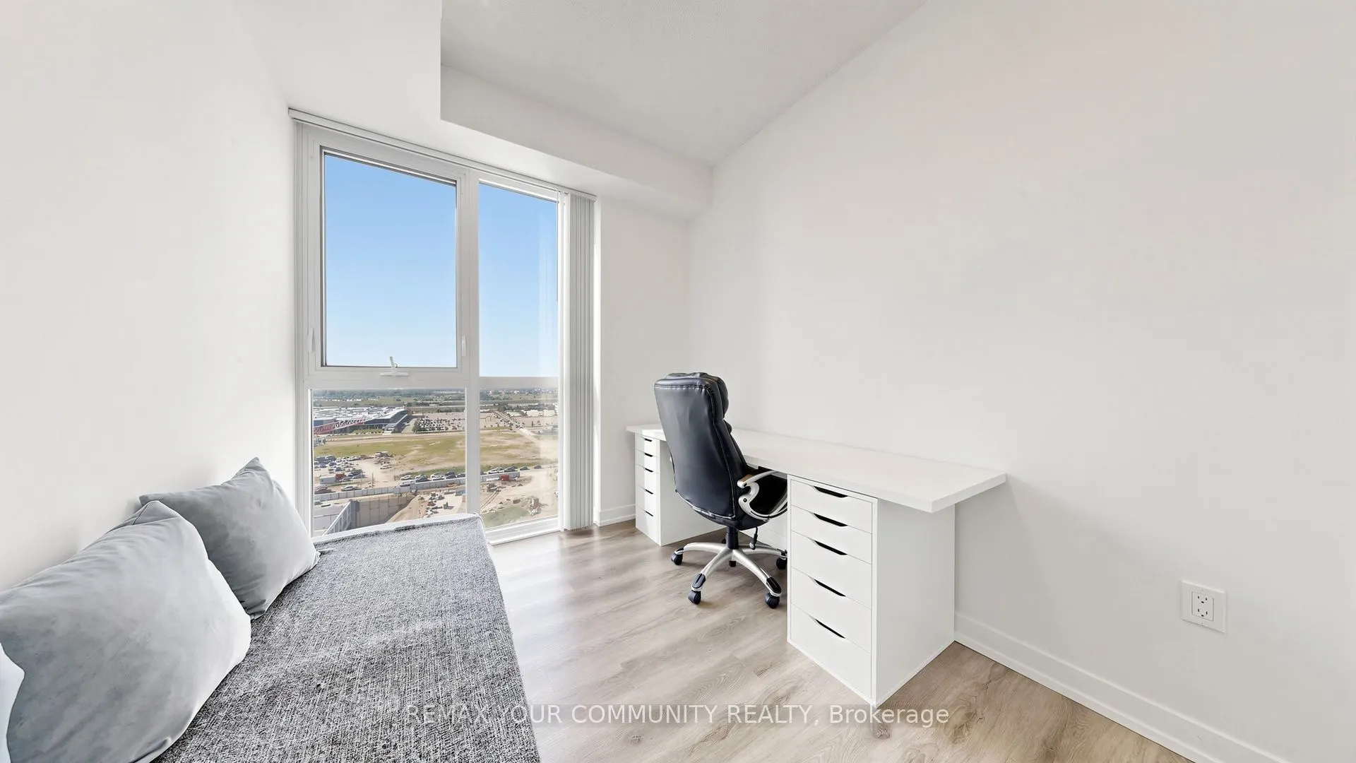 225 Commerce Street #1702