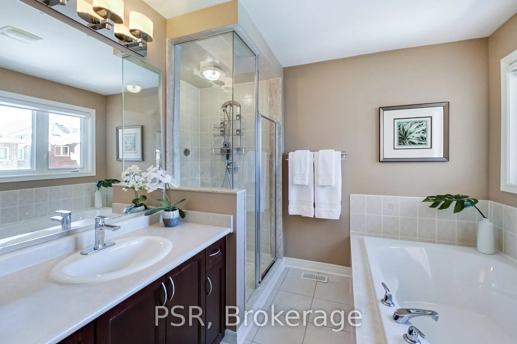 9 White Beach Crescent