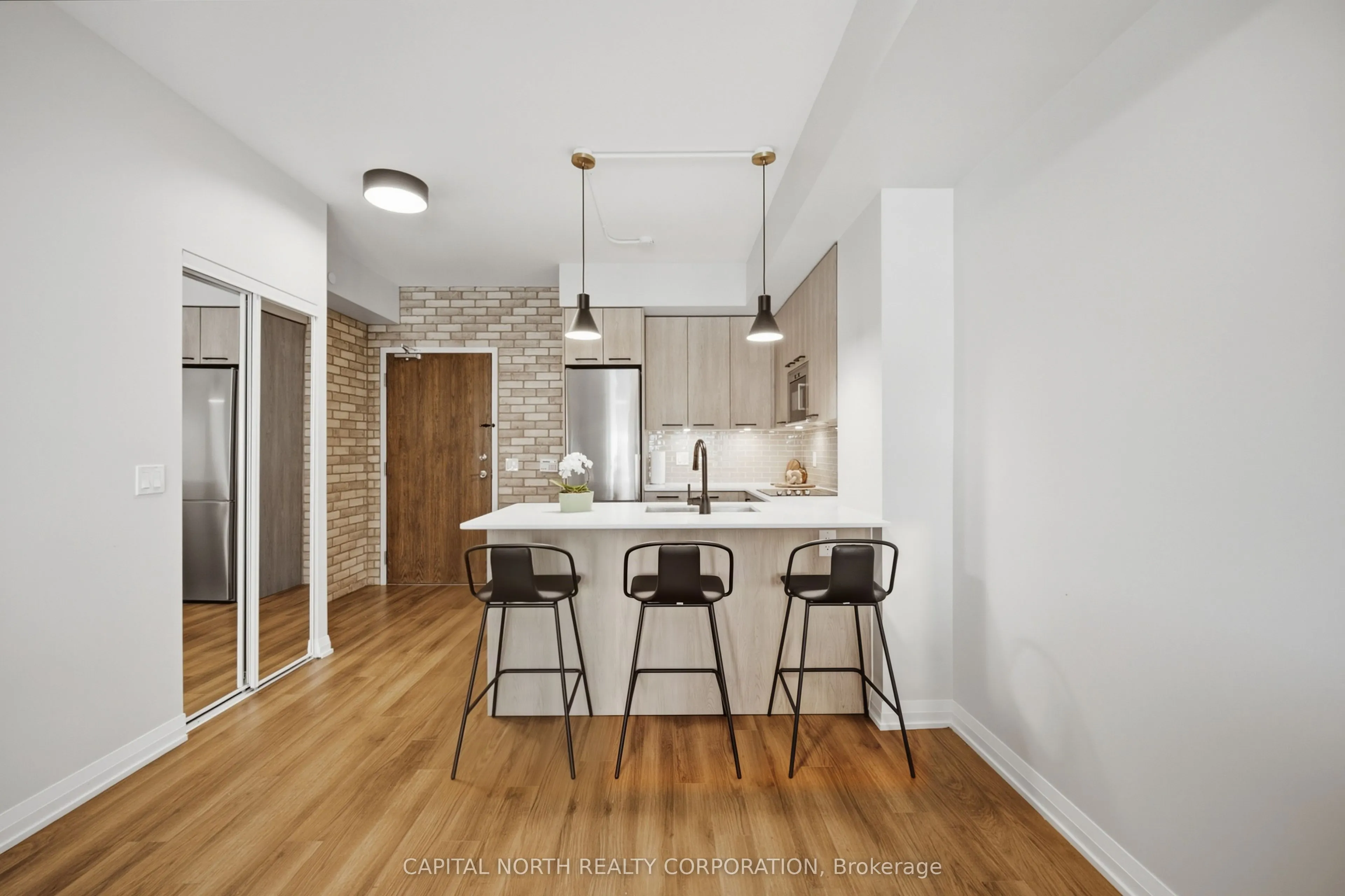 99 Eagle Rock Way #403