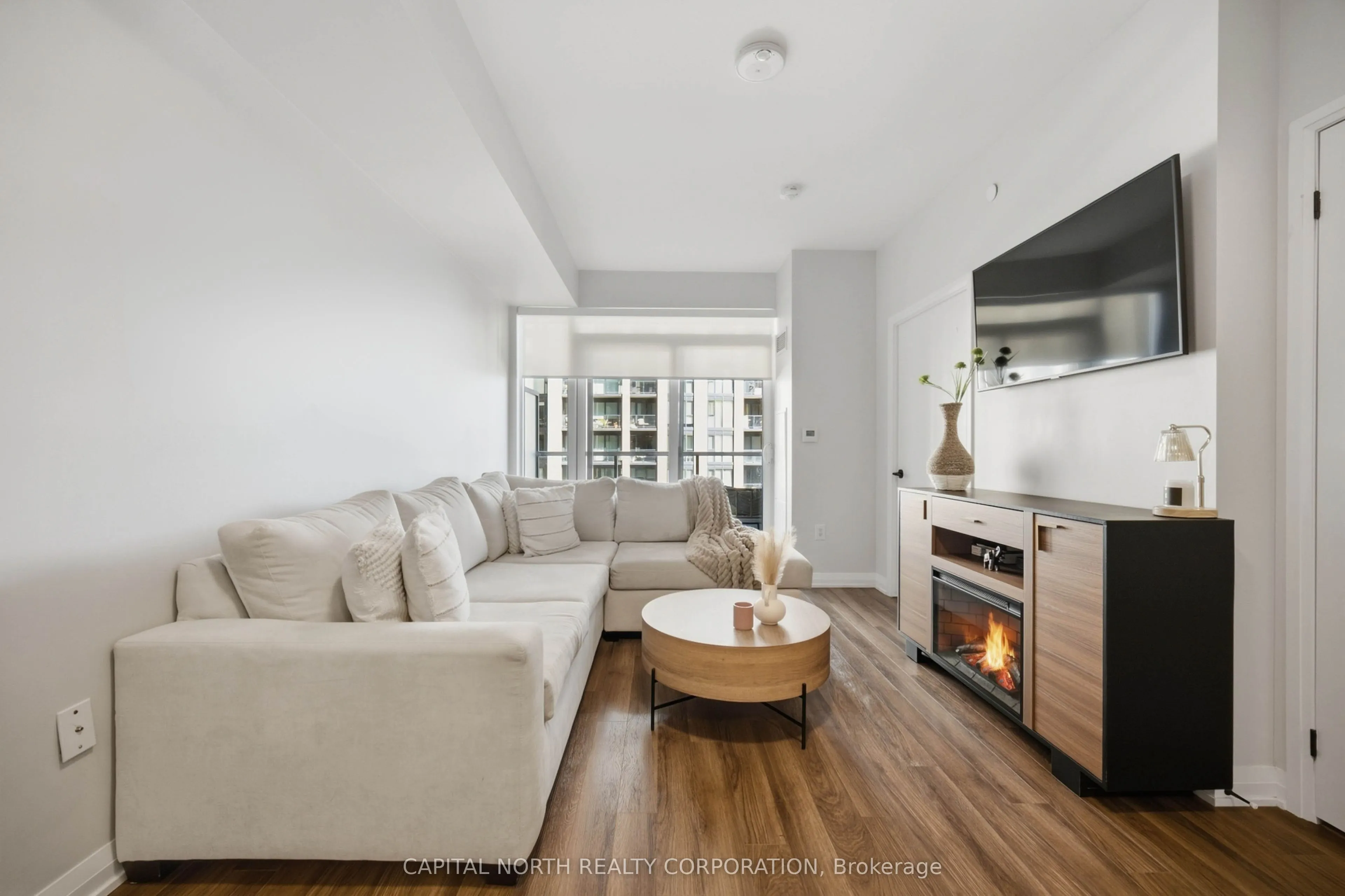 99 Eagle Rock Way #403