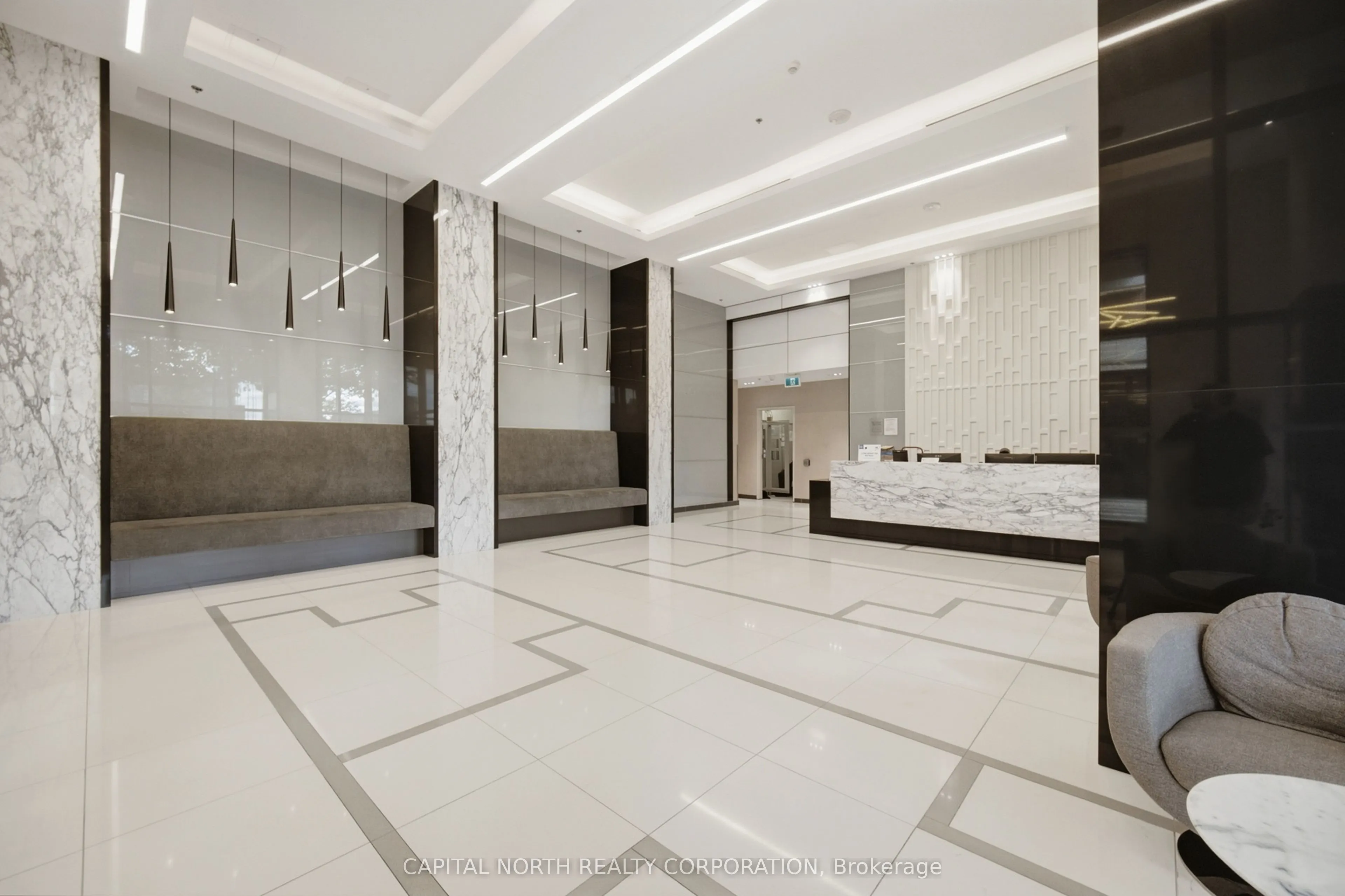 99 Eagle Rock Way #403