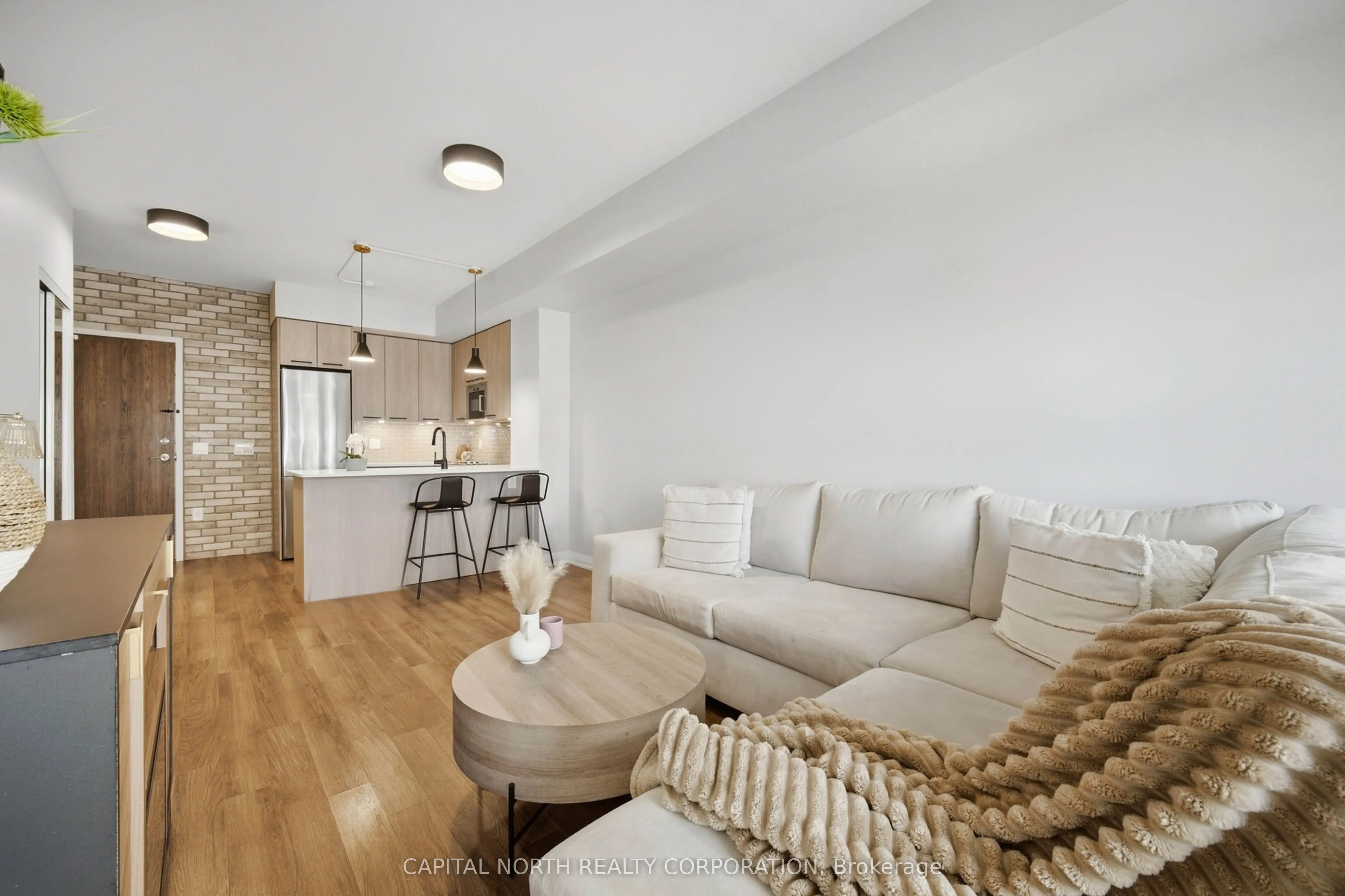 99 Eagle Rock Way #403
