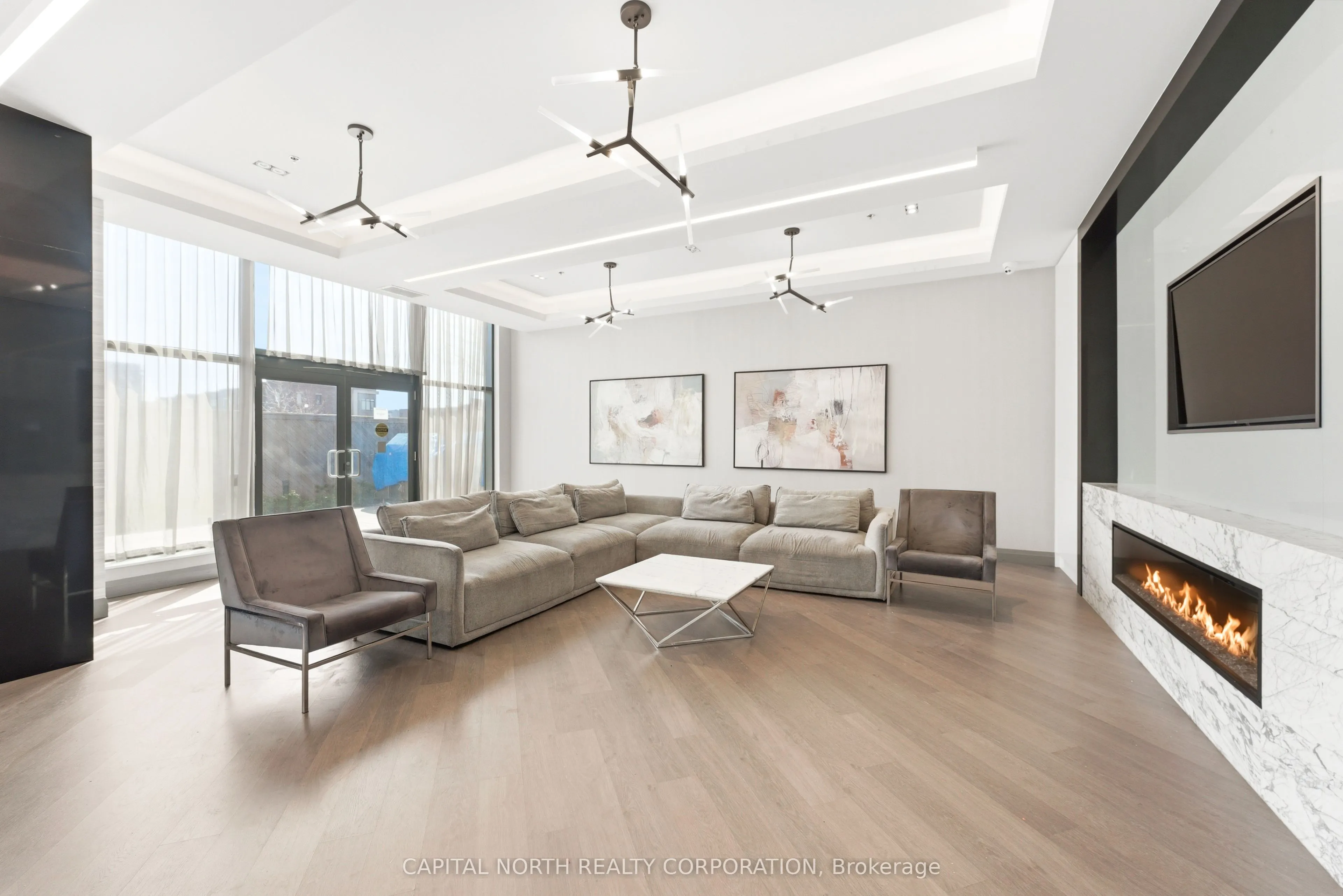 99 Eagle Rock Way #403