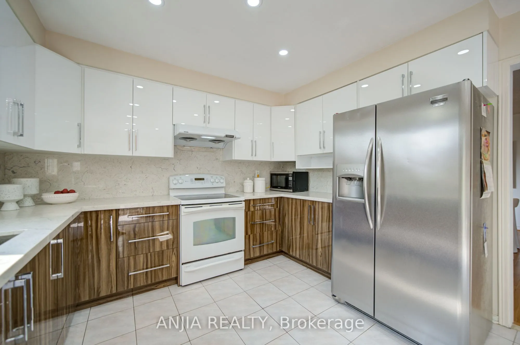 8 Brooklyn Crescent