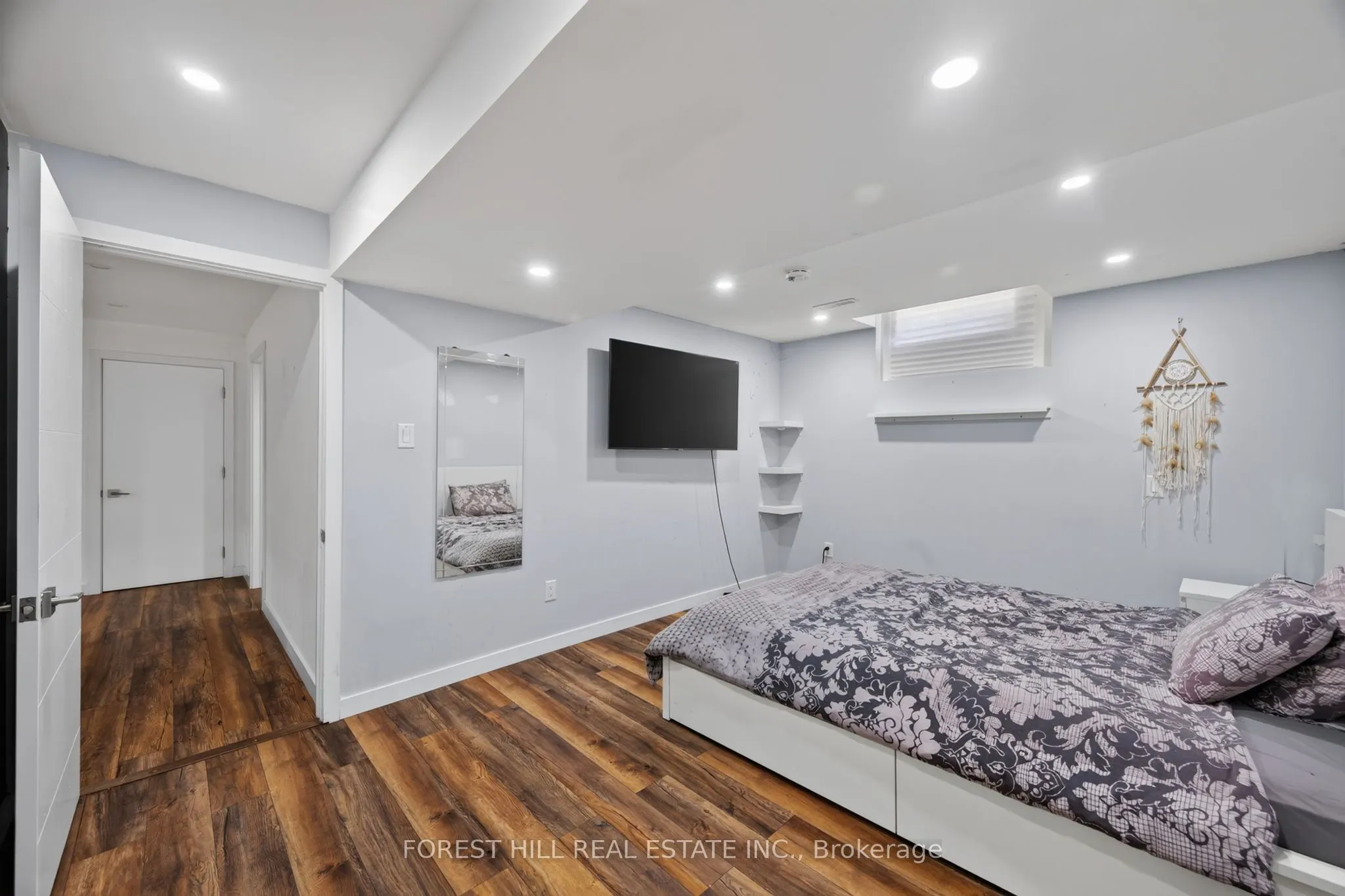 38 Crystal Drive
