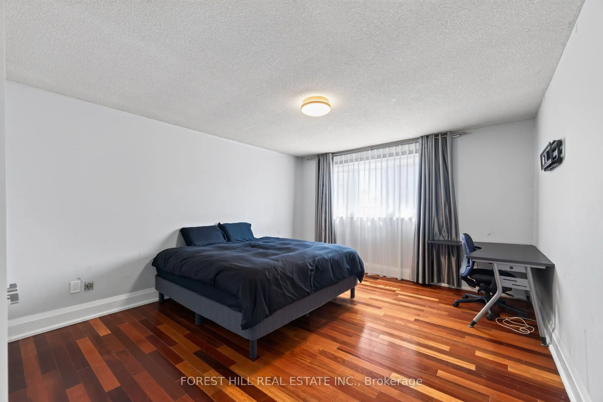 38 Crystal Drive