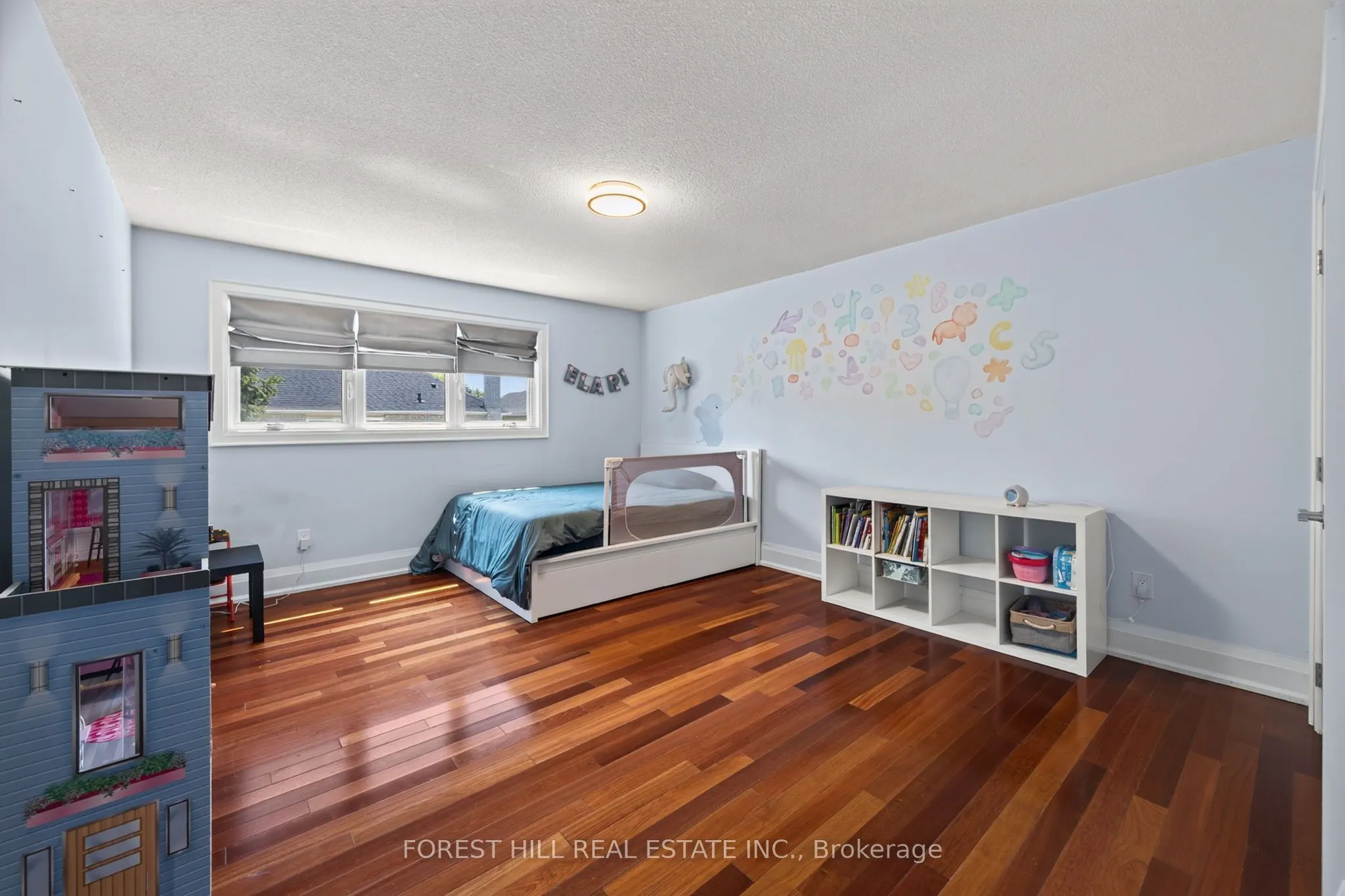 38 Crystal Drive