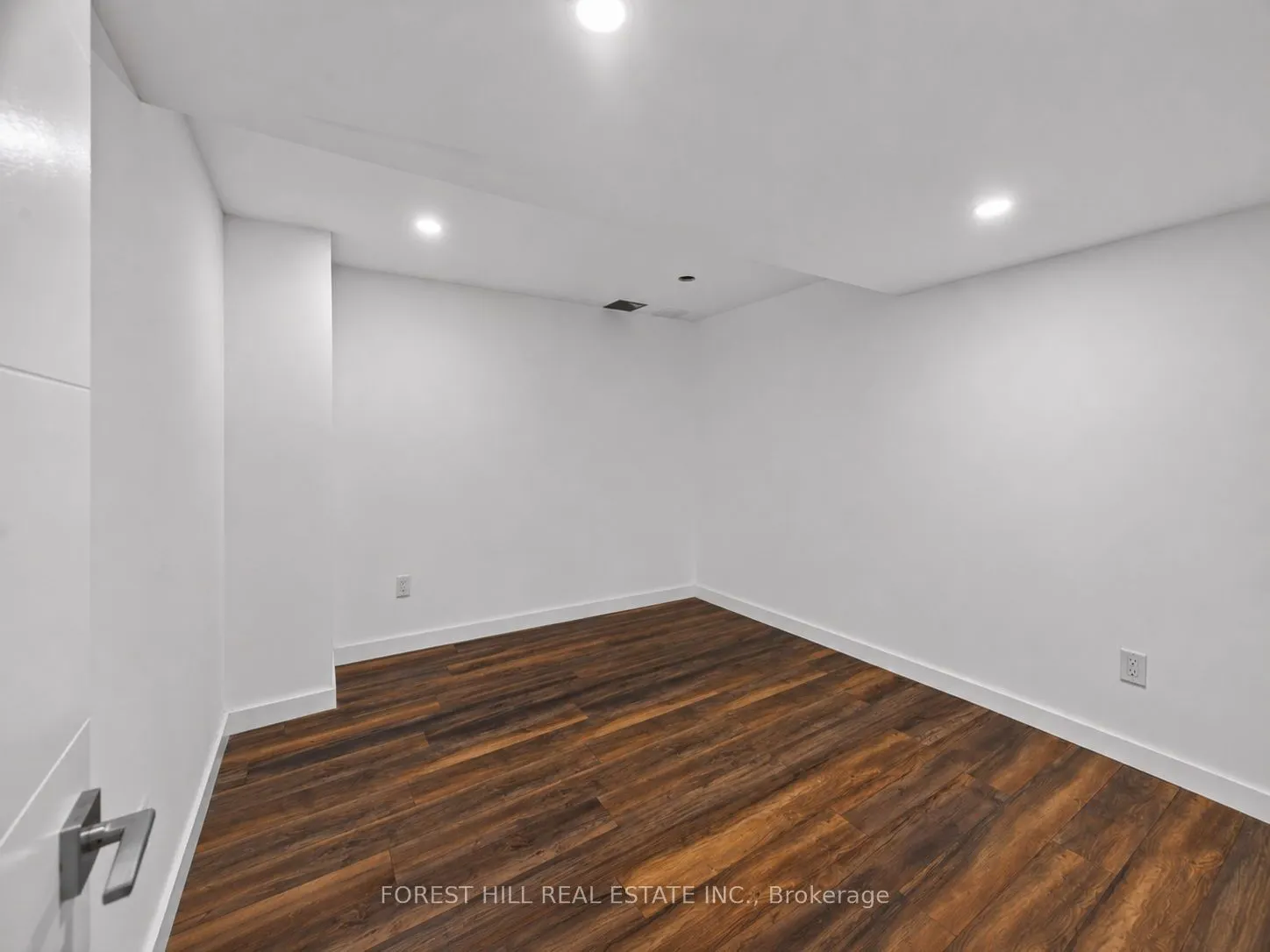 38 Crystal Drive