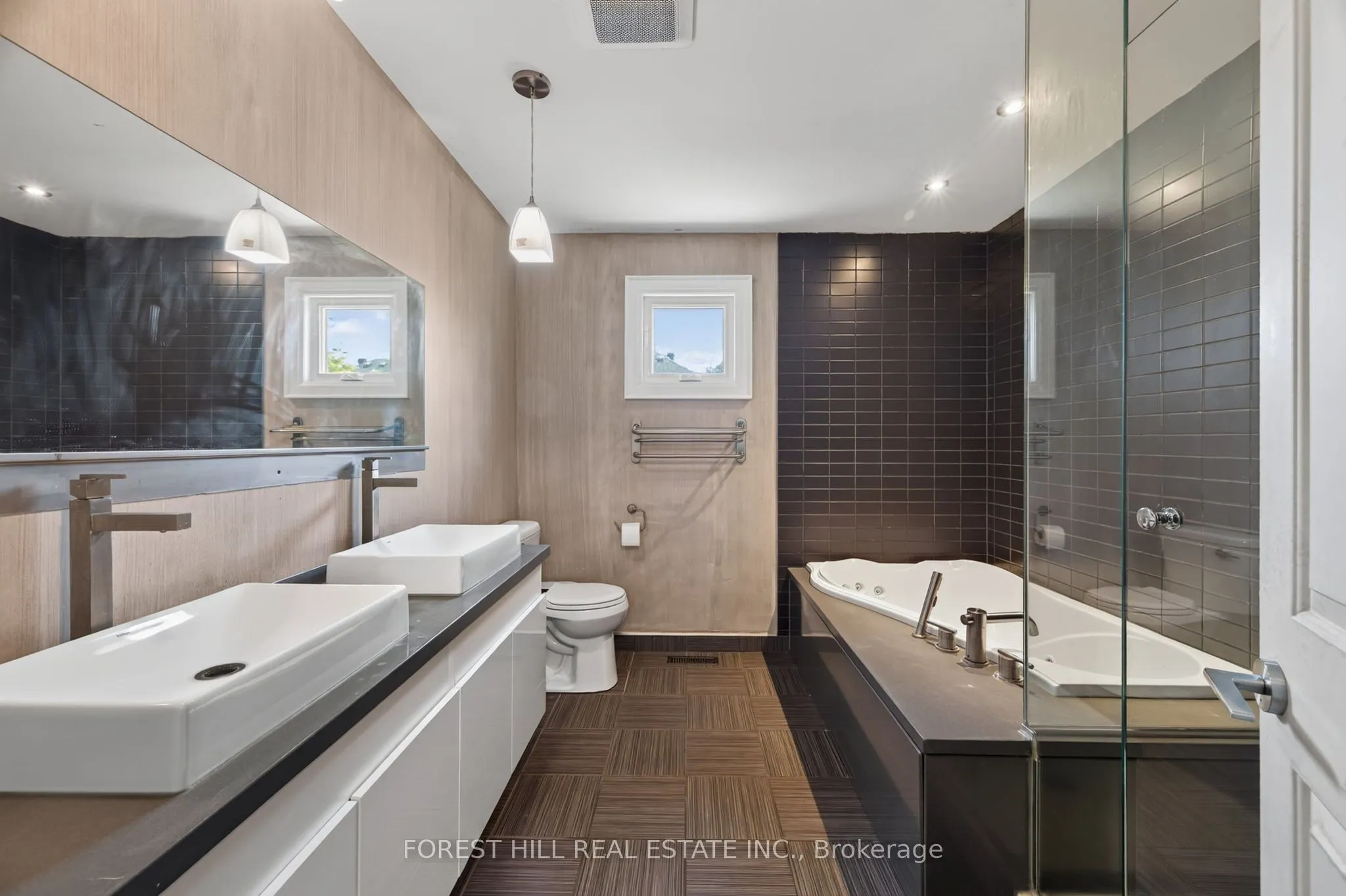 38 Crystal Drive