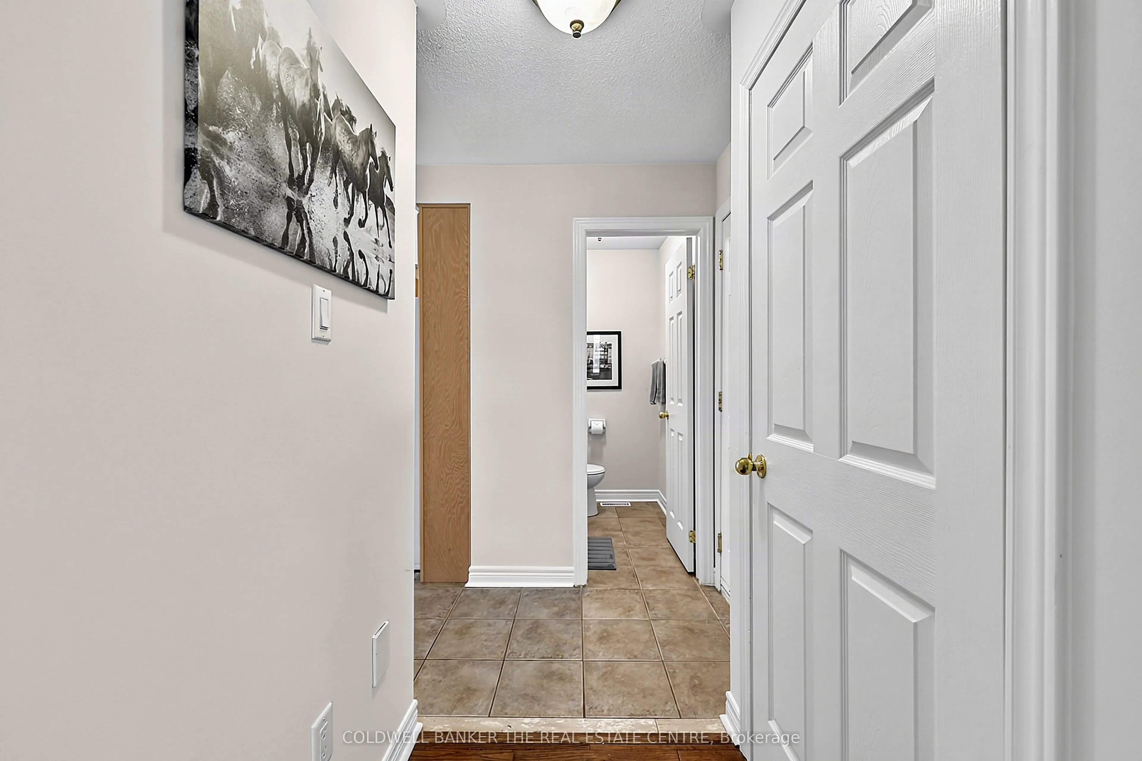 37 Rainbow Court