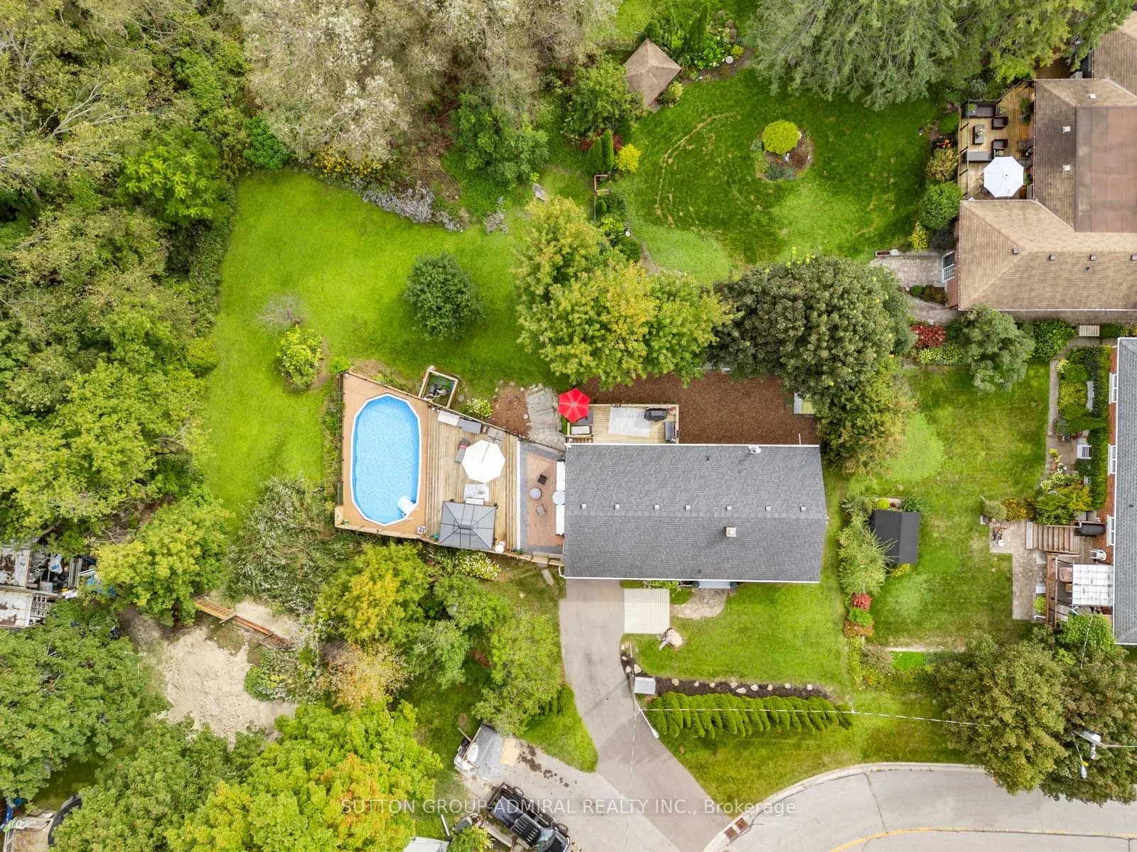 788 Allan Avenue