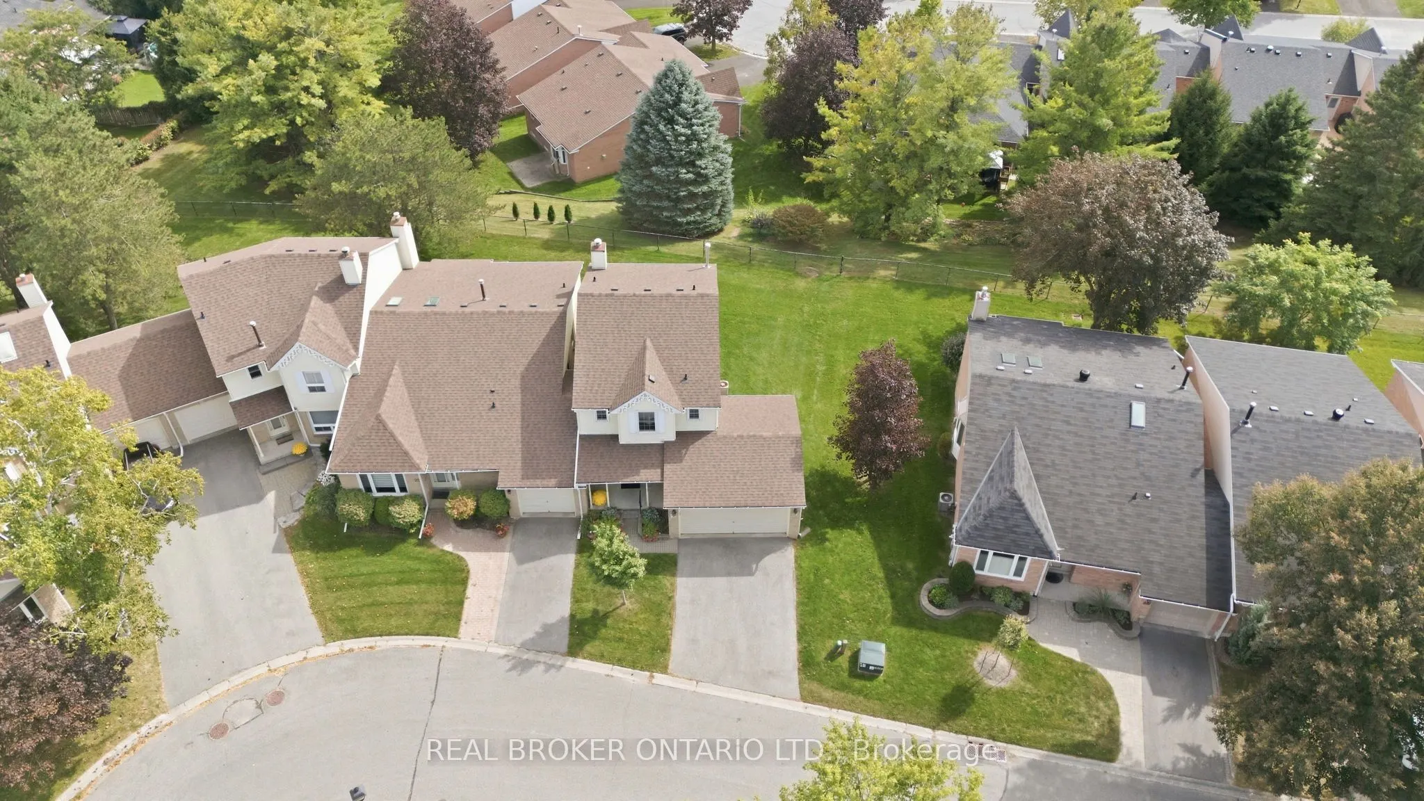 21 Adams Court #21