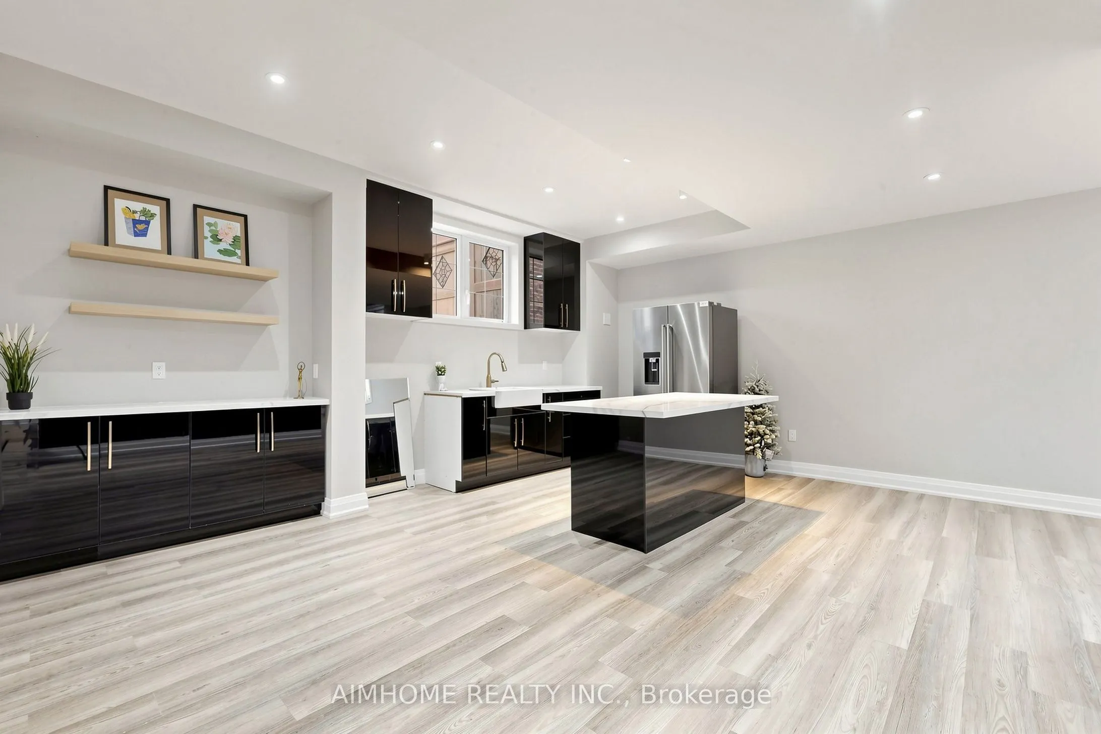 48 Pierre Berton Boulevard