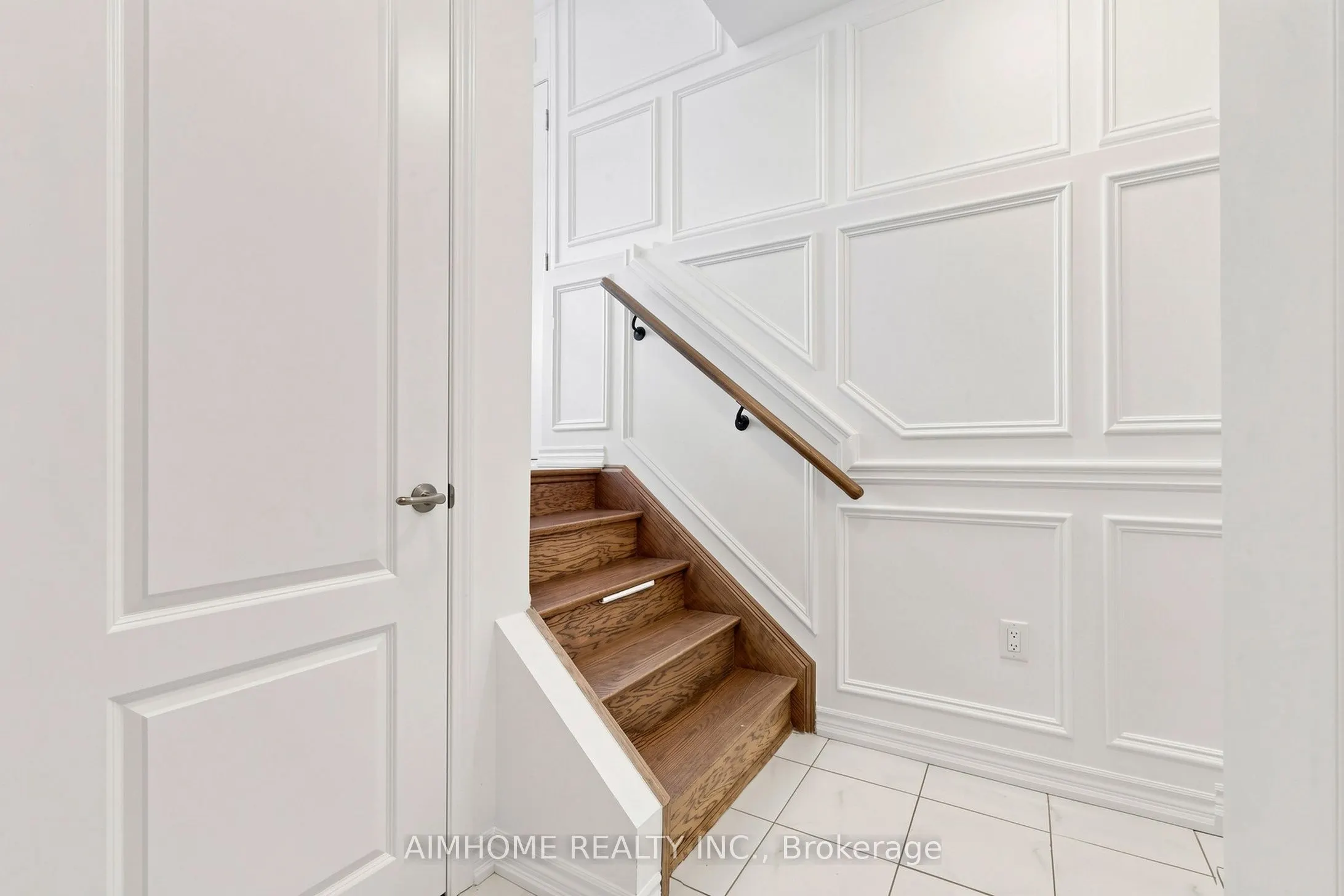 48 Pierre Berton Boulevard