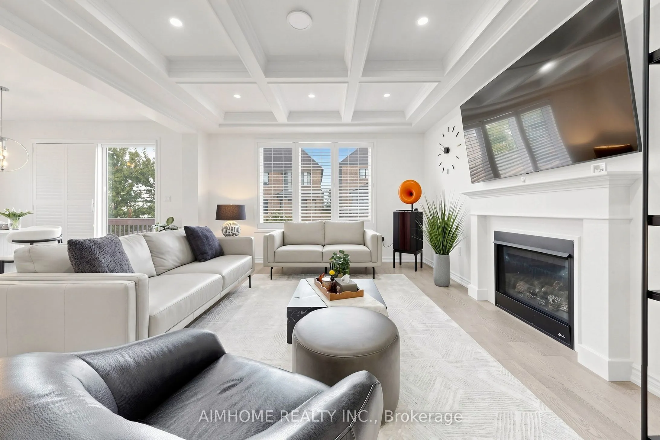 48 Pierre Berton Boulevard