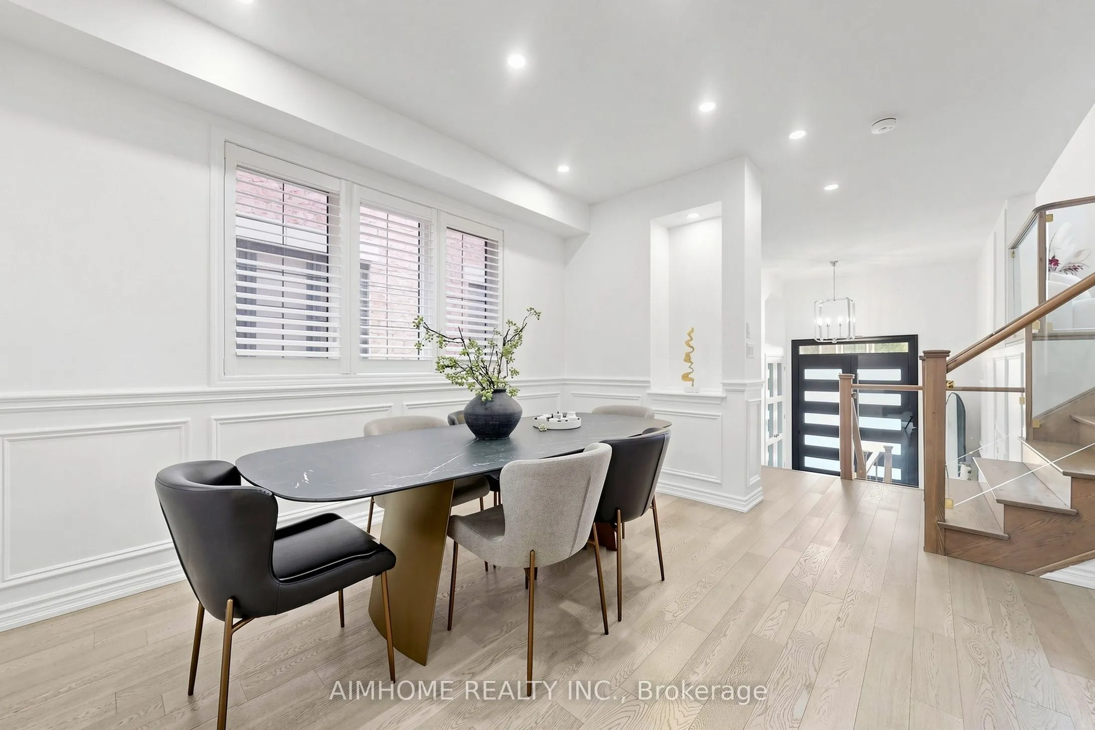 48 Pierre Berton Boulevard