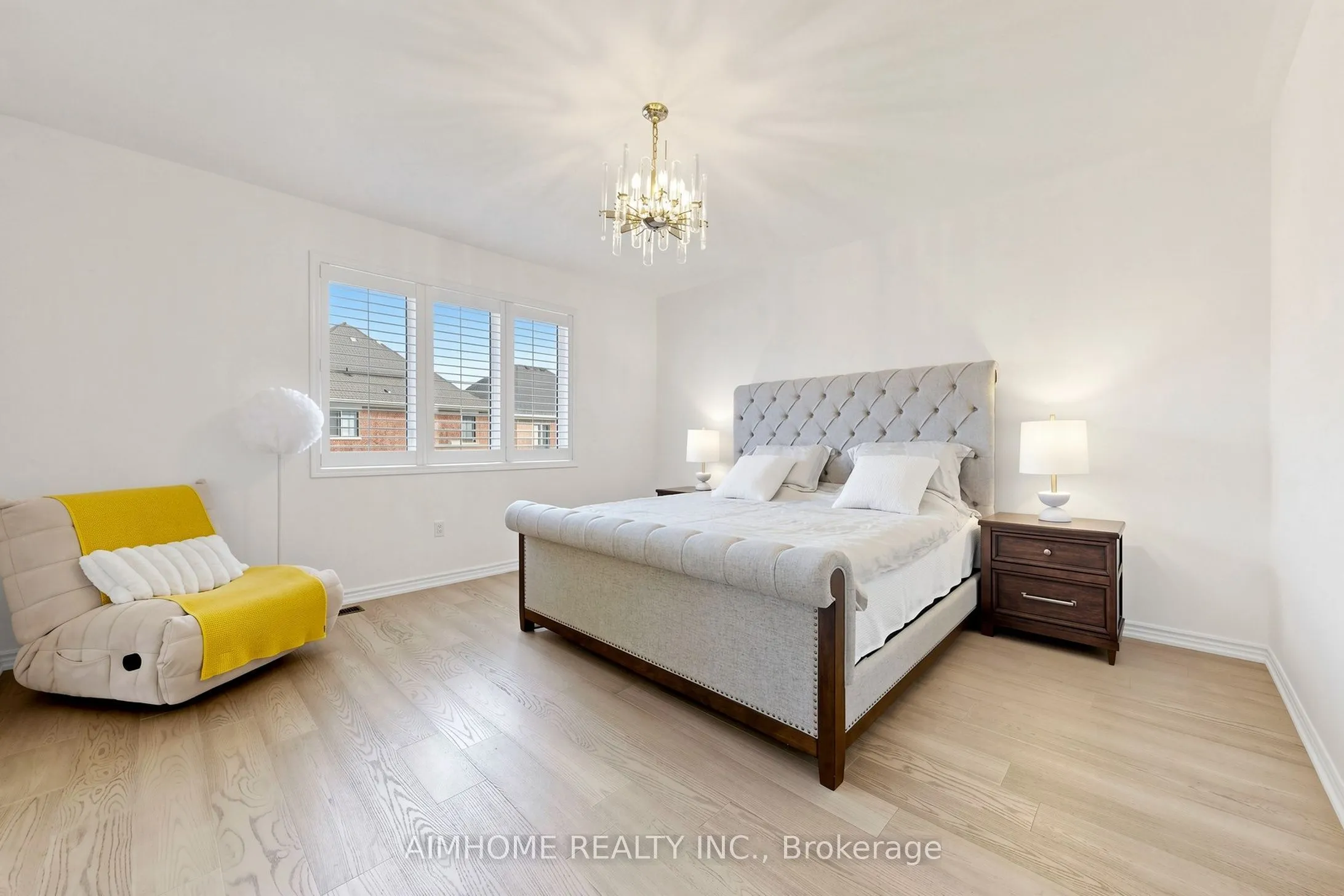 48 Pierre Berton Boulevard