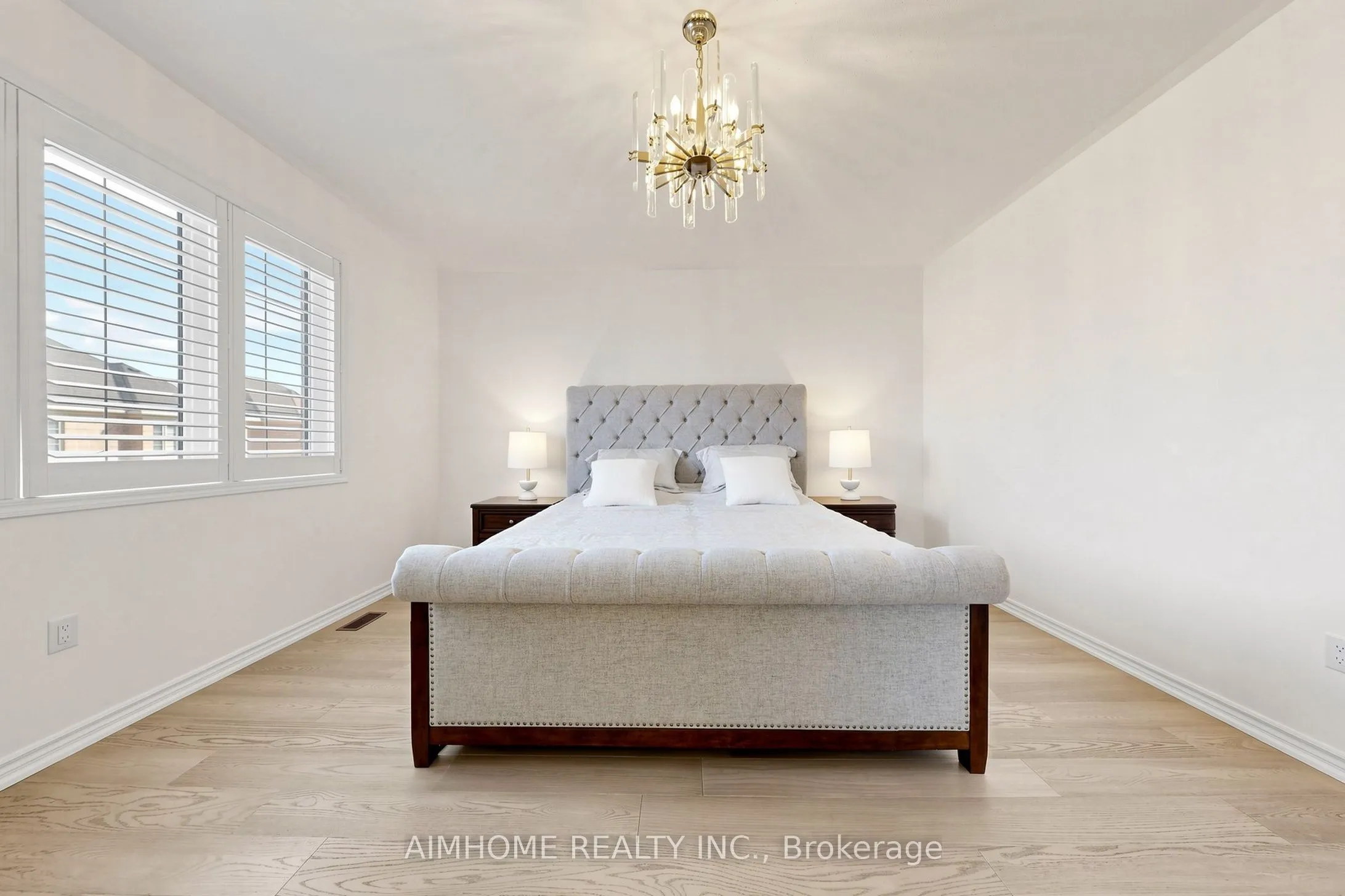 48 Pierre Berton Boulevard