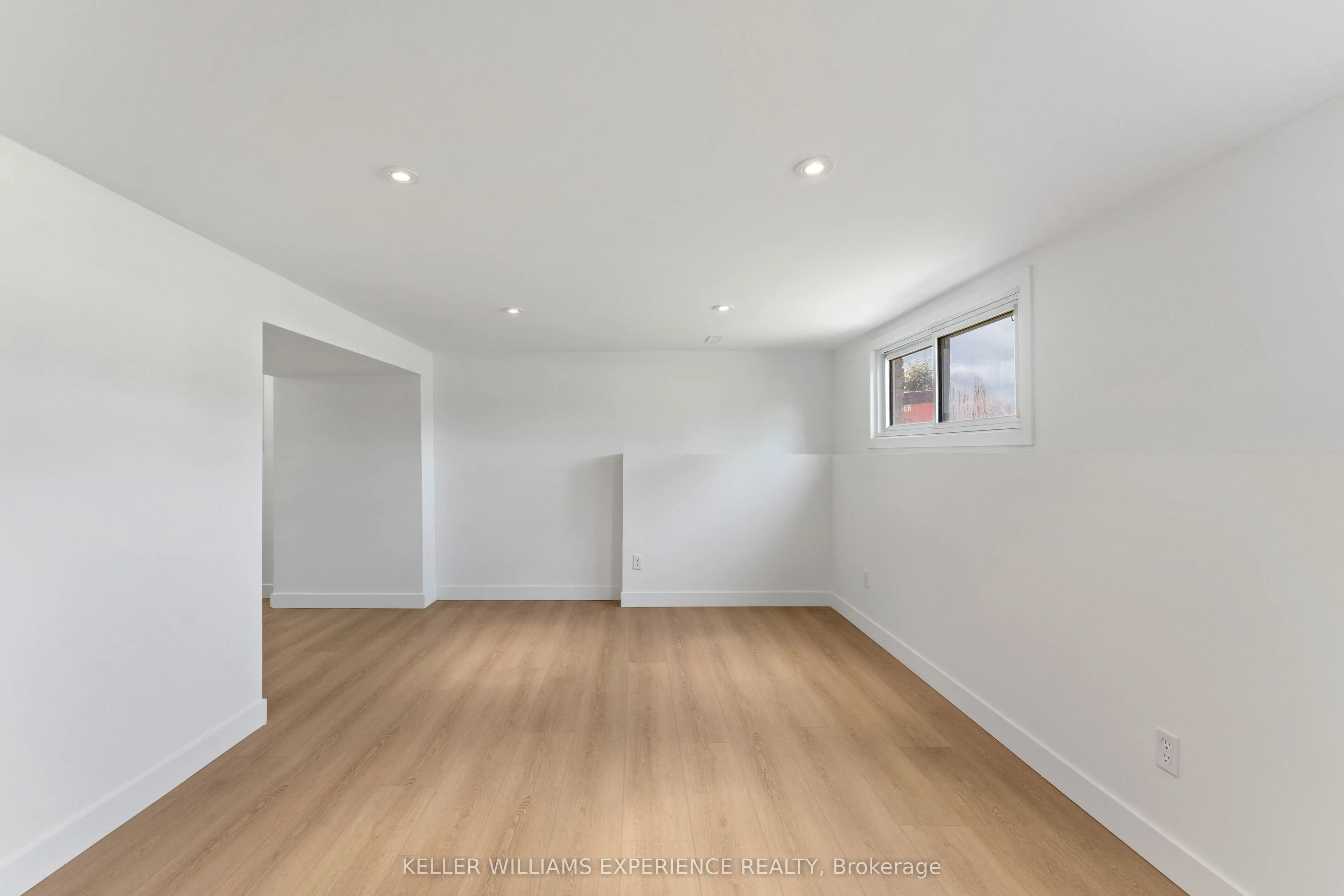 21 Ashburton Crescent