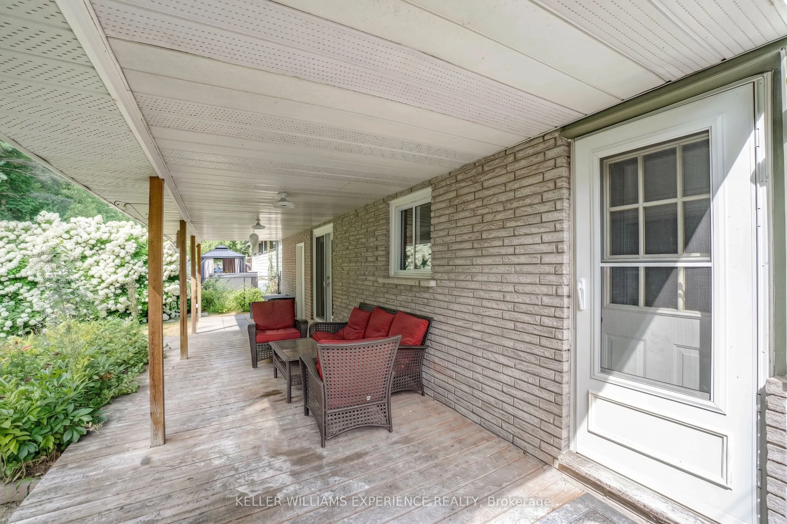 21 Ashburton Crescent