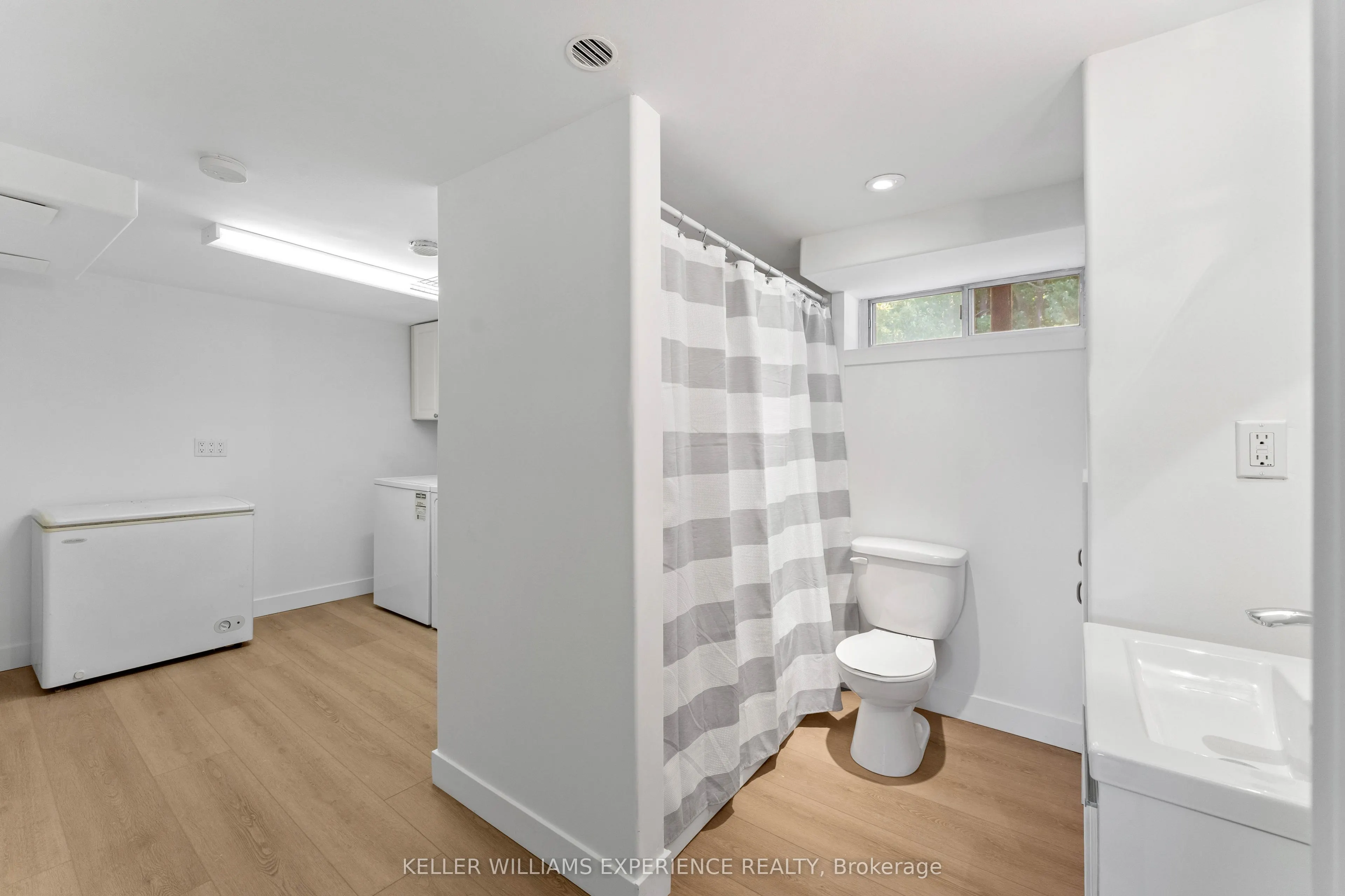 21 Ashburton Crescent